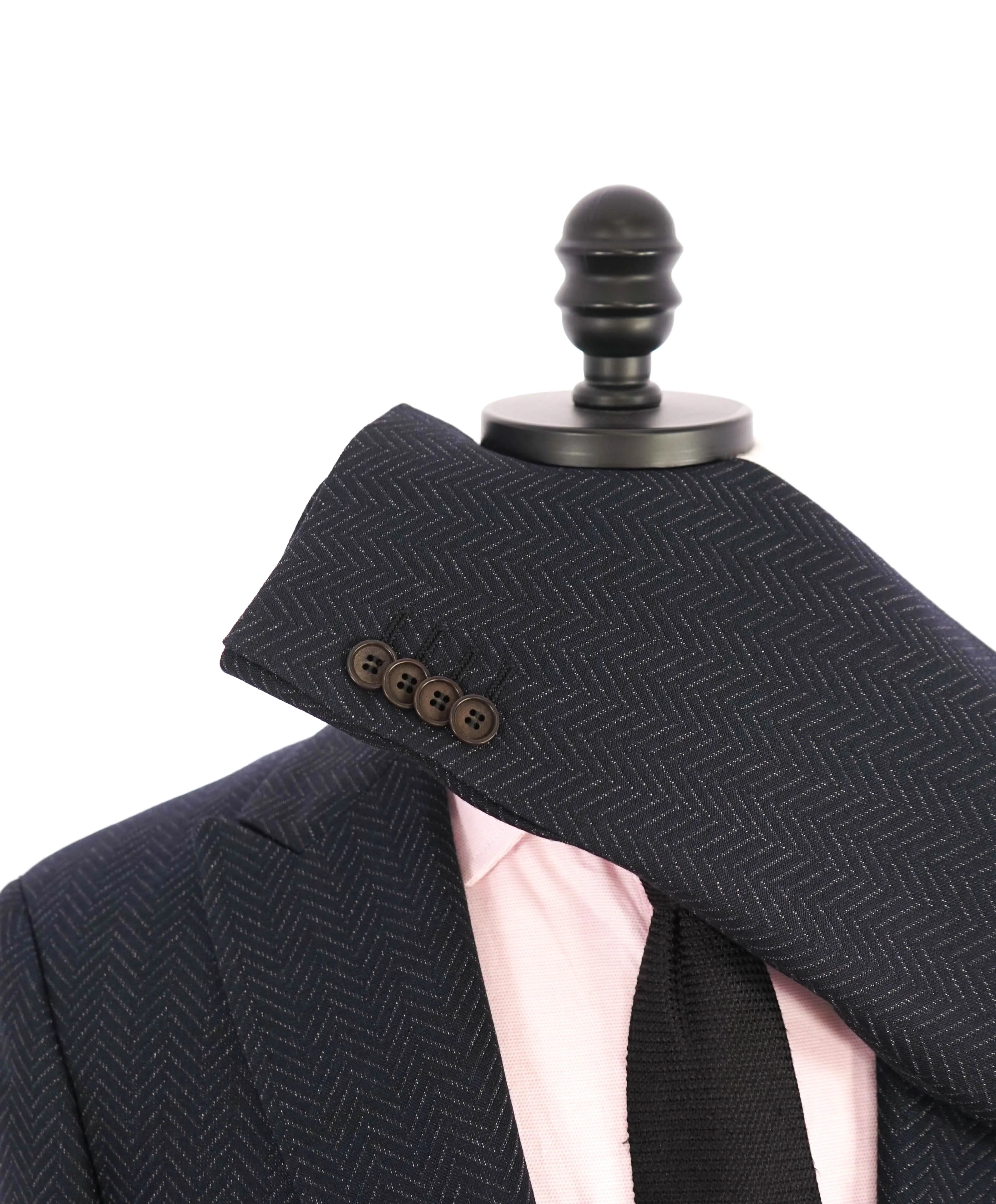 $3,795 GIORGIO ARMANI - "SOHO" Navy Peak Lapel Herringbone Suit - 40R