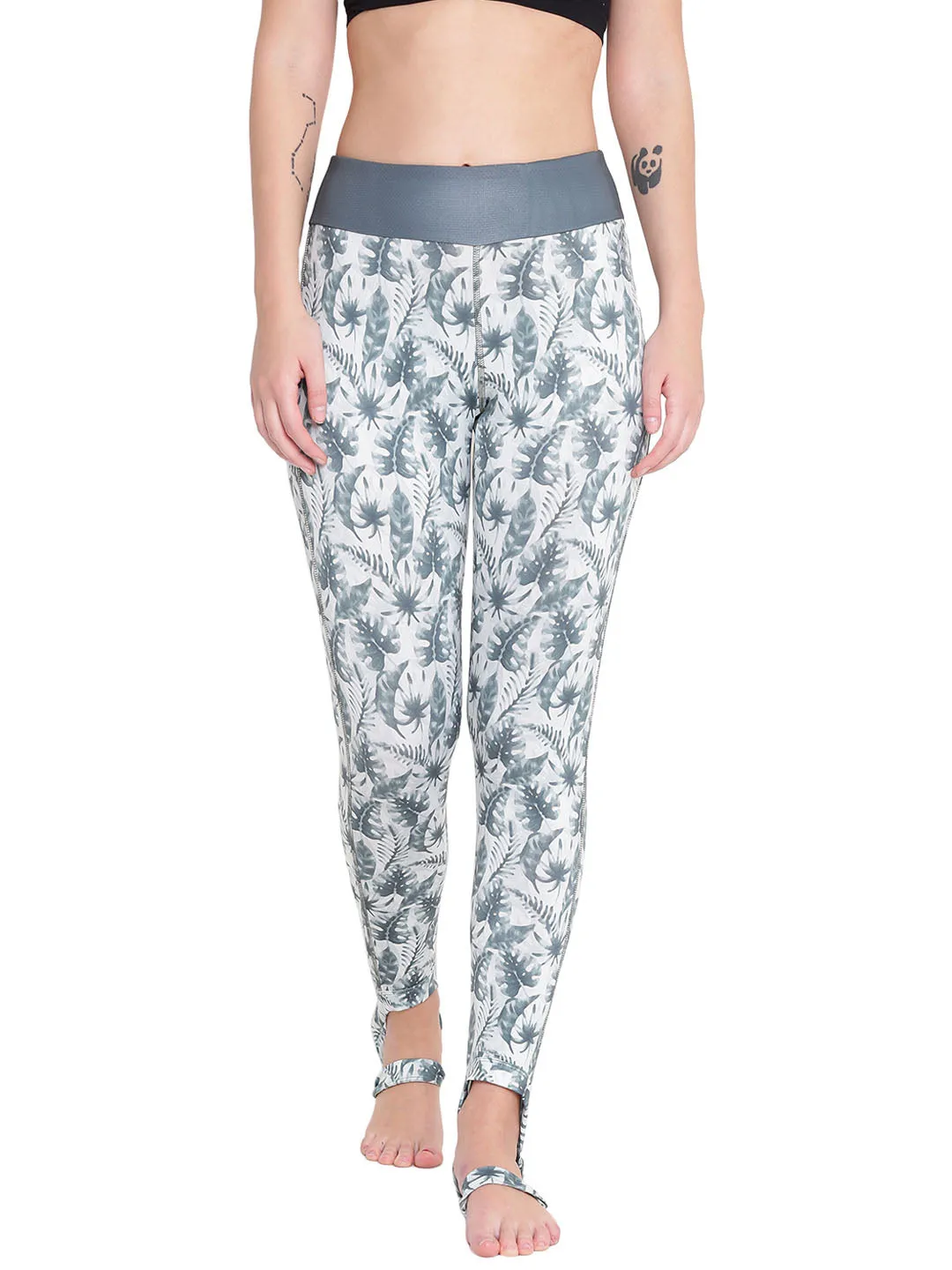 Alcis Women White Printed Tights