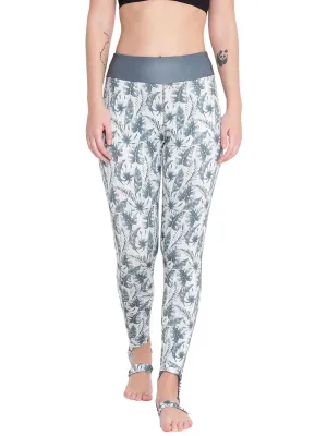 Alcis Women White Printed Tights