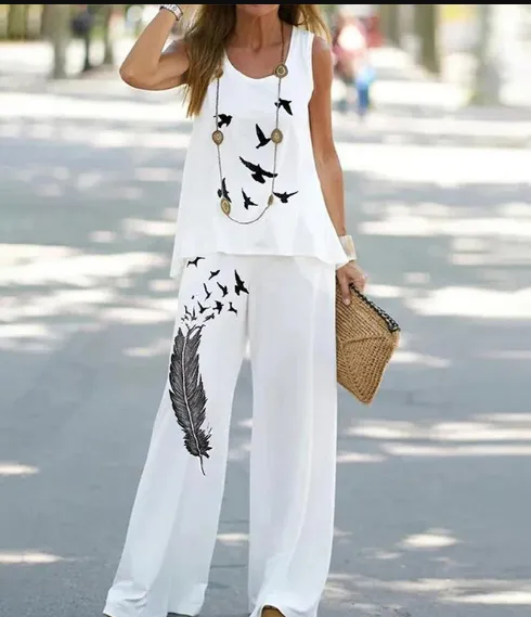 Anneli: A Chic Spring Two-Piece Outfit