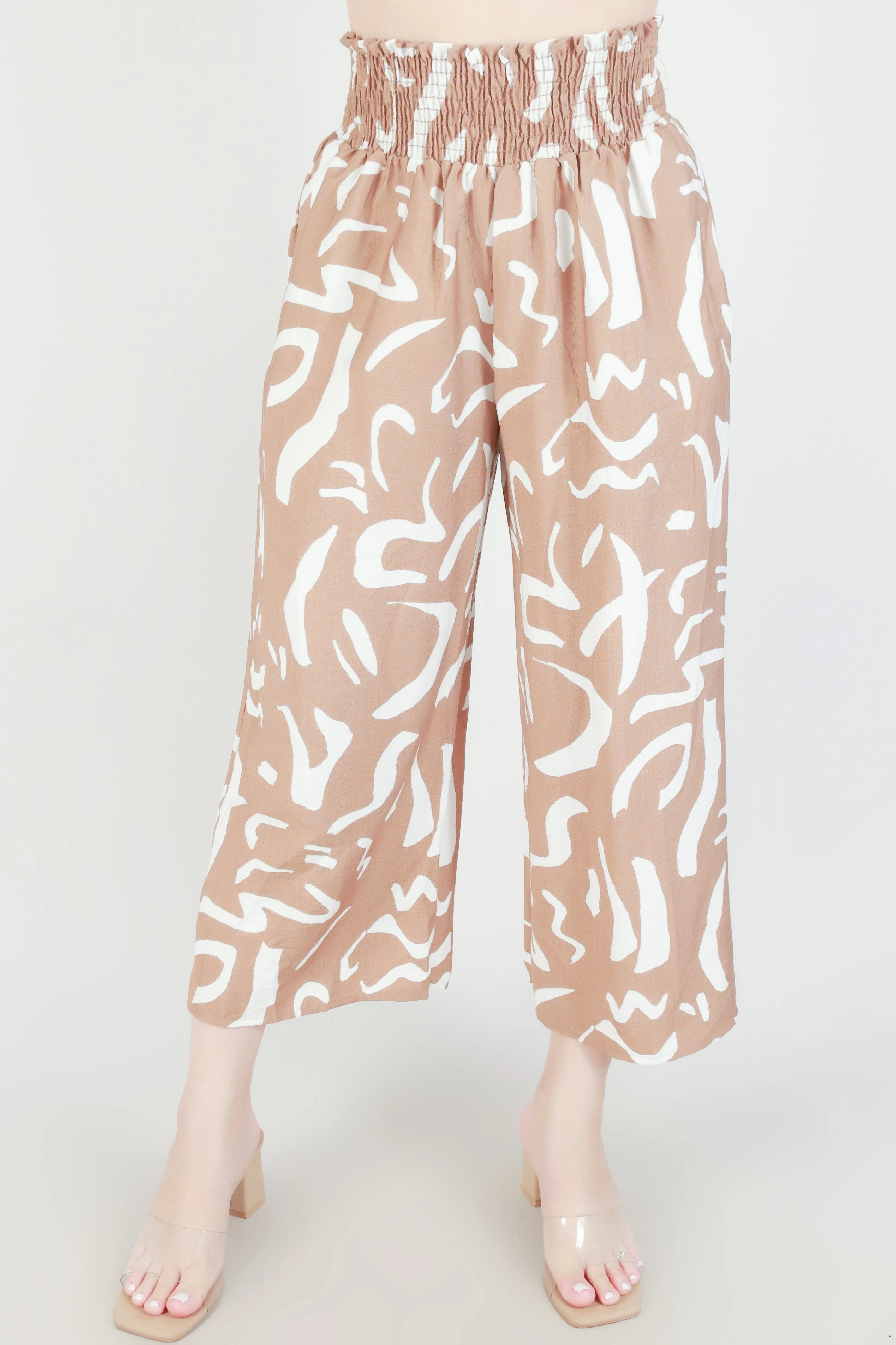 BACK AT IT CAPRI PANTS