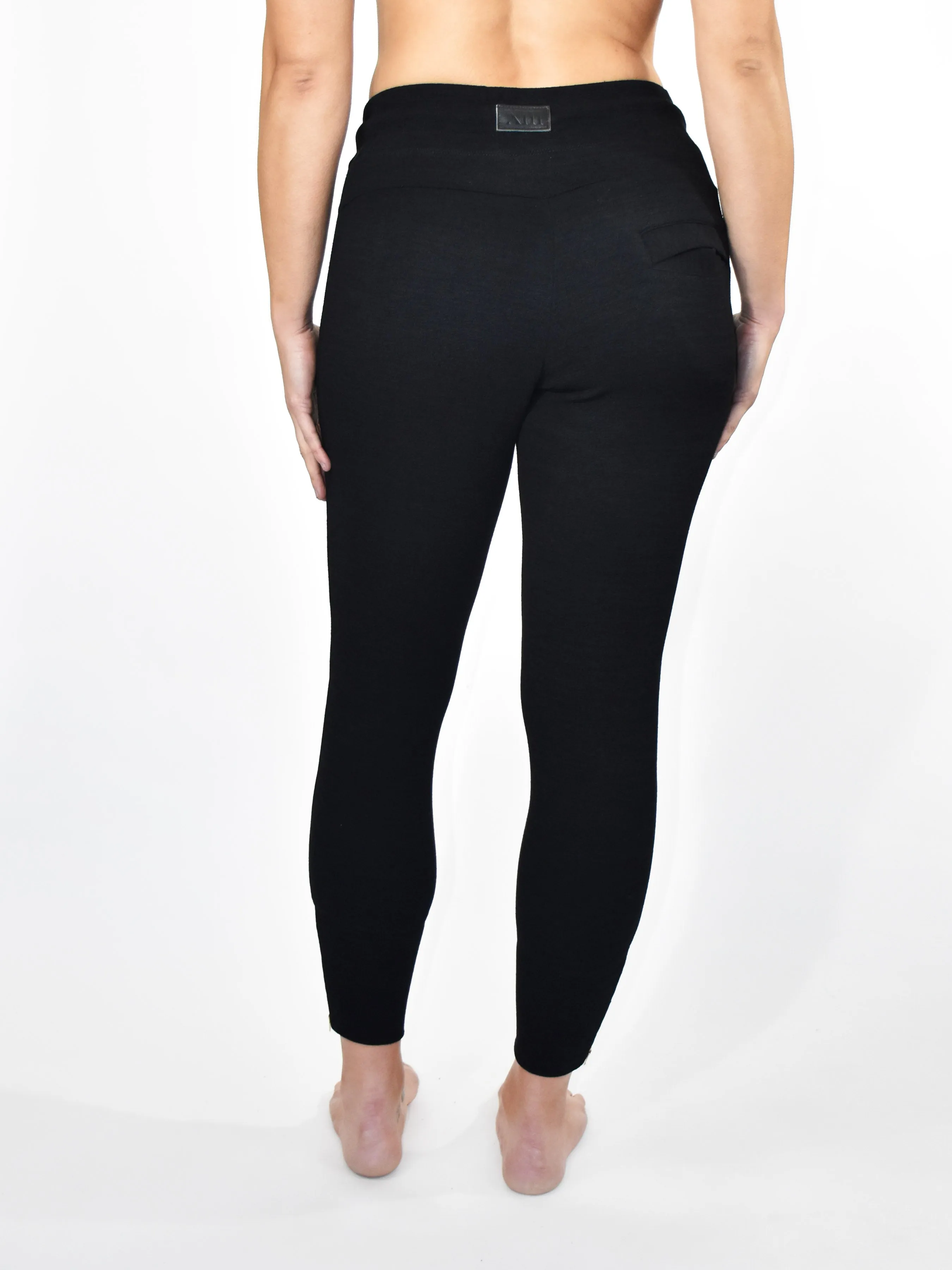 BLACK CONTOUR CROP LADIES JOGGER