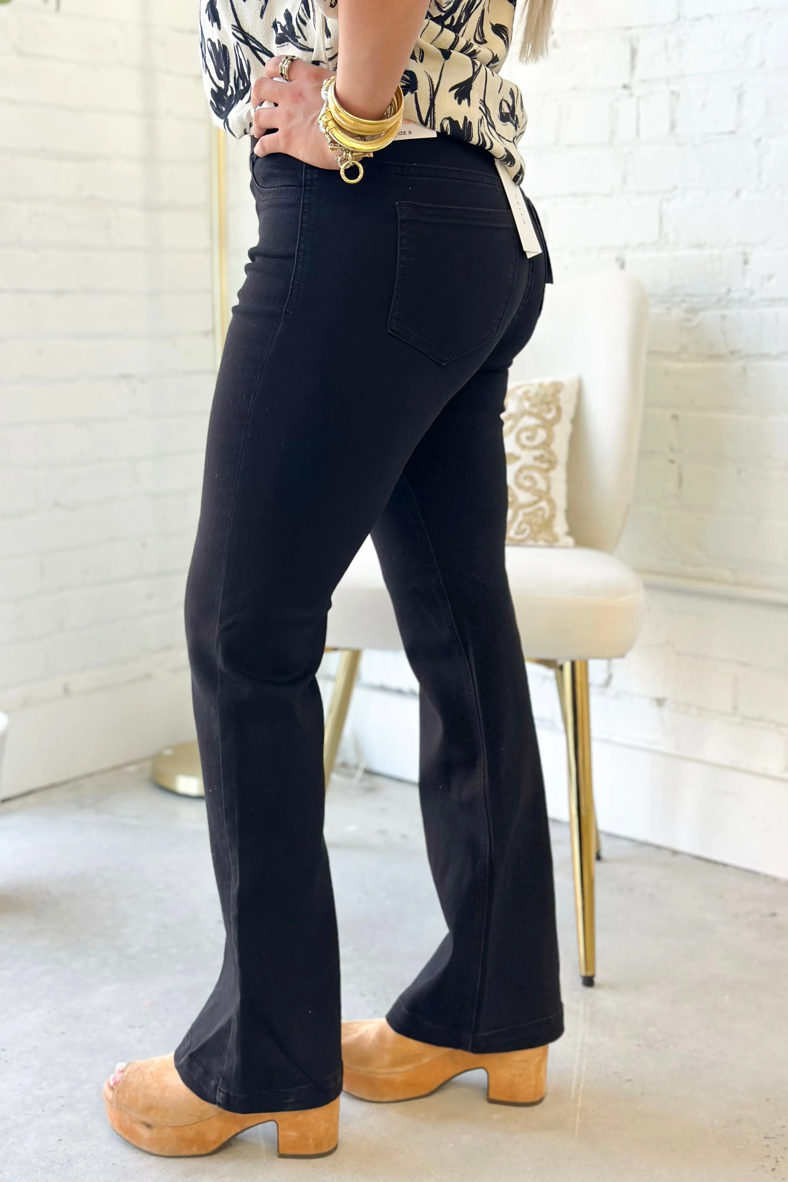 Black Petite Mid Rise Flare Jegging