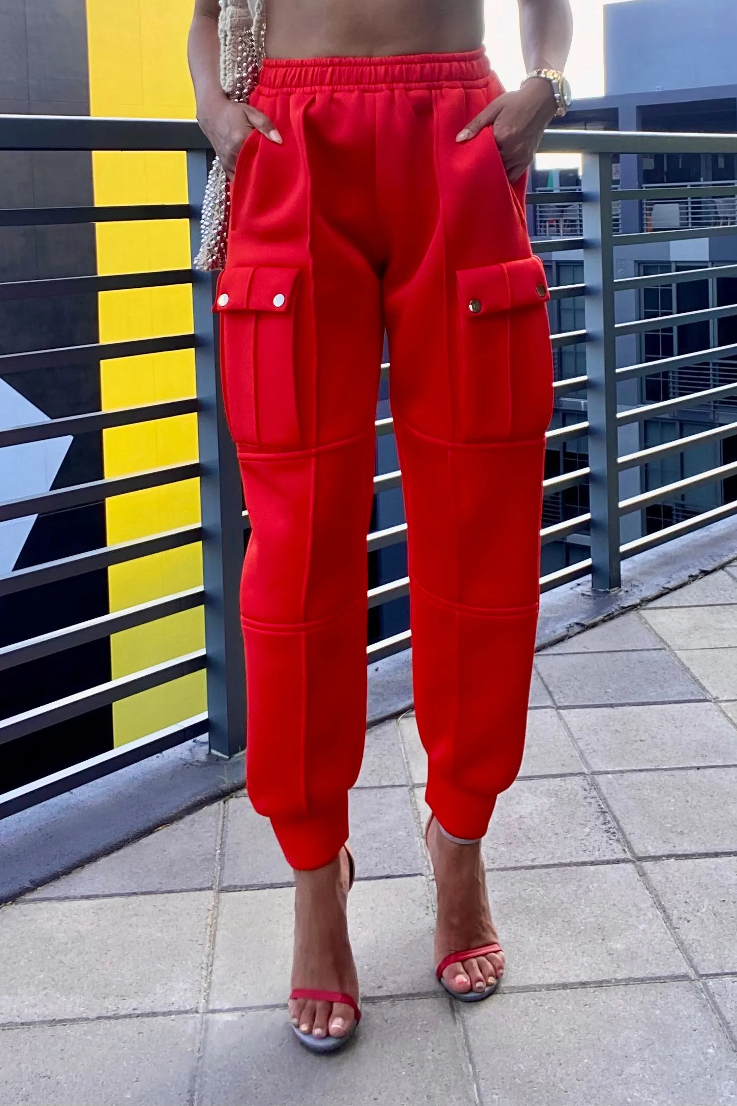 Come Up Sweatpants - XL Left