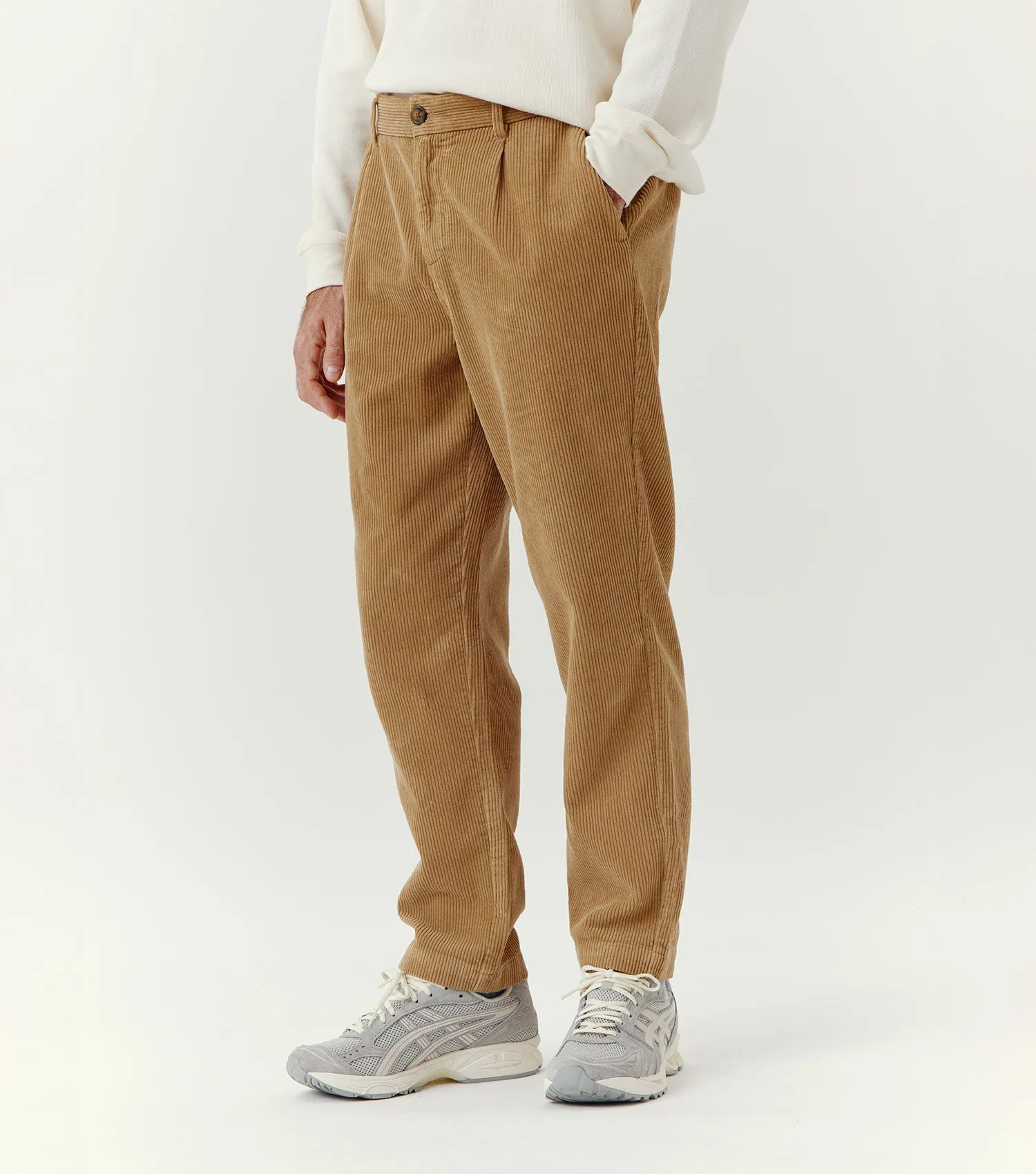 Corduroy Carrot Pleated Pants Beige