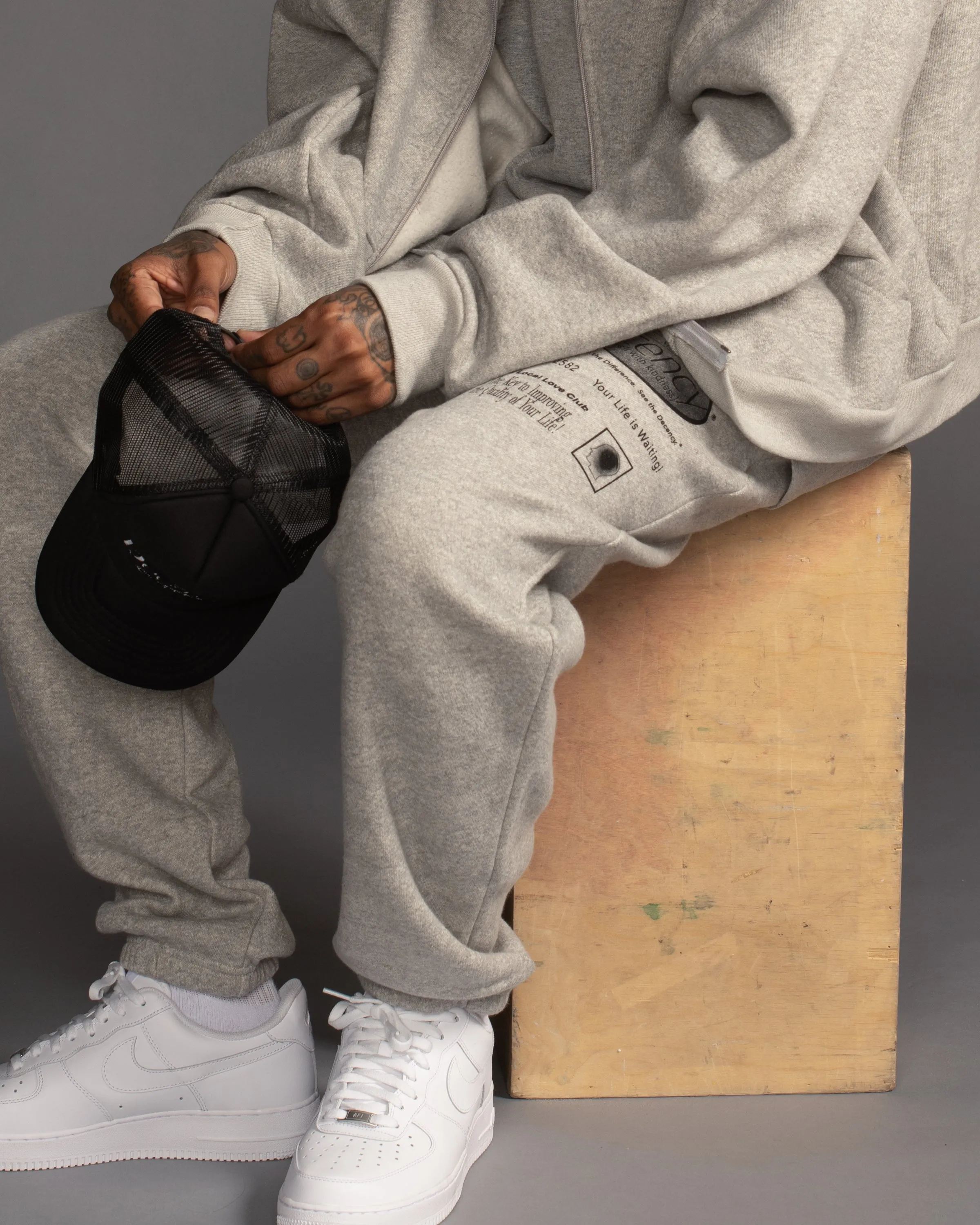 DECENCY PANT IN GREY