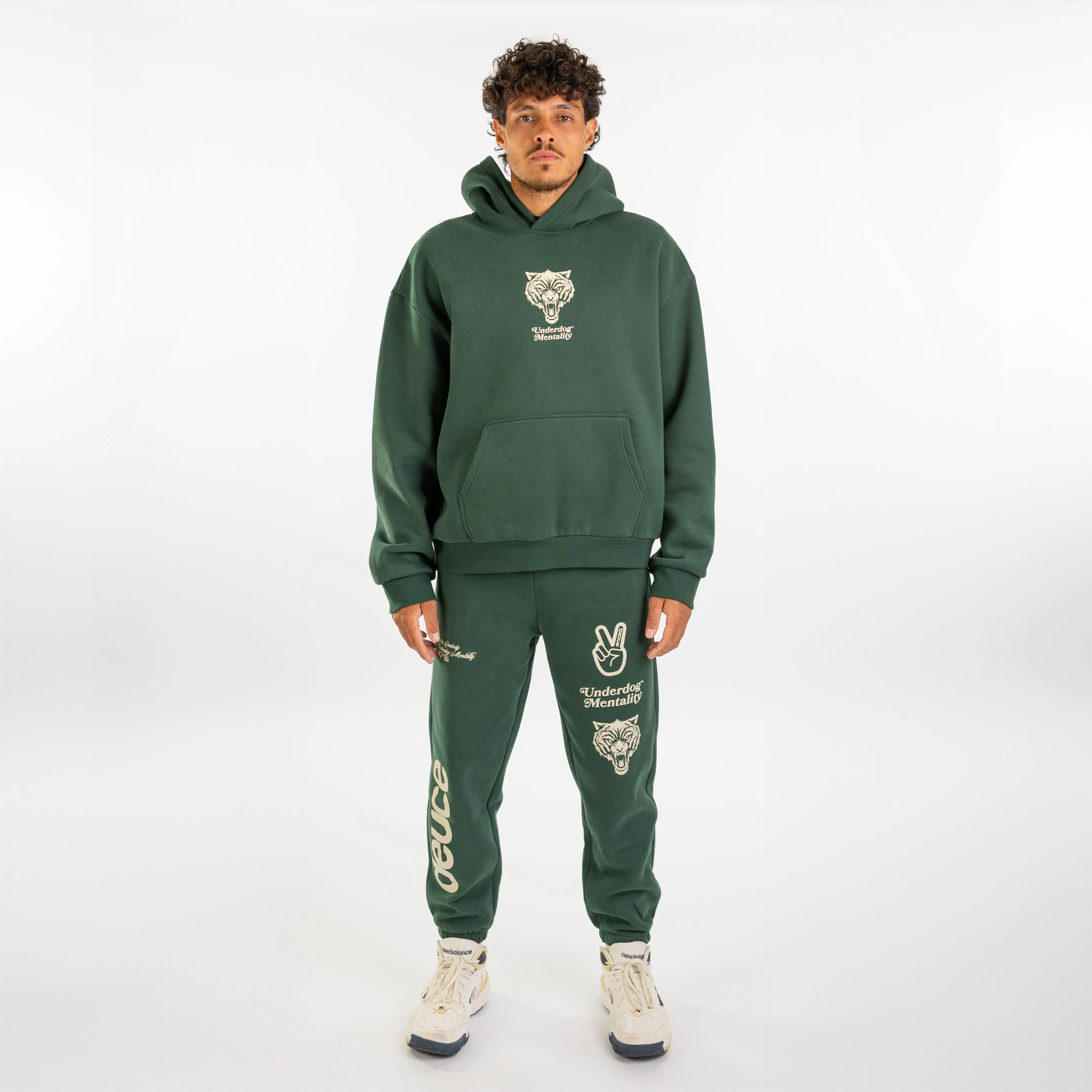 DEUCE UNDERDOG MENTALITY SWEATPANTS | Forest Green