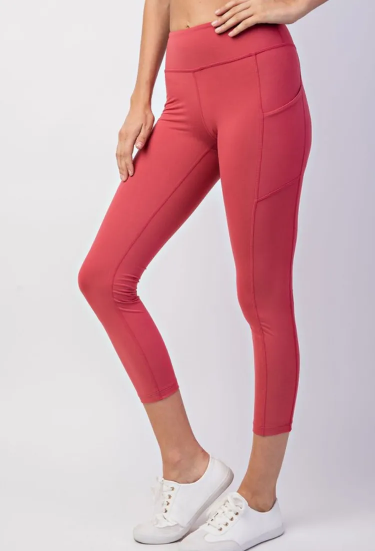 Dream Fit Capri Leggings with pockets
