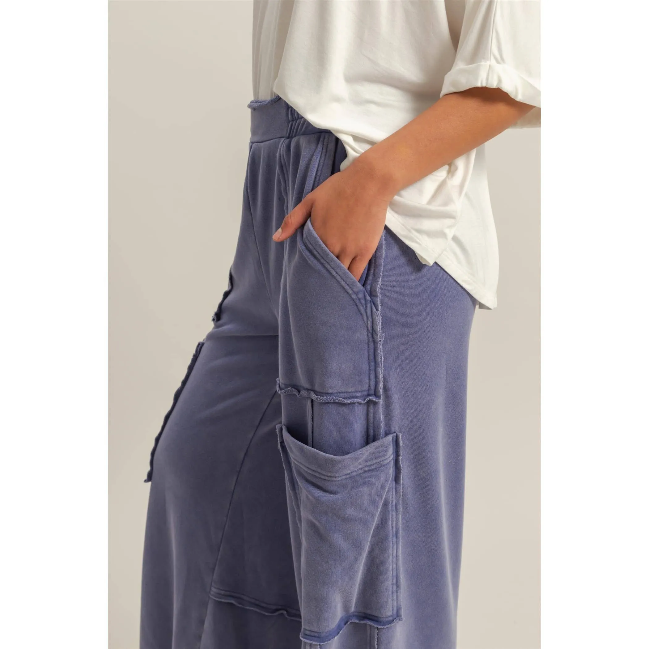 DZ25E111-Oversized Utility Sweatpants