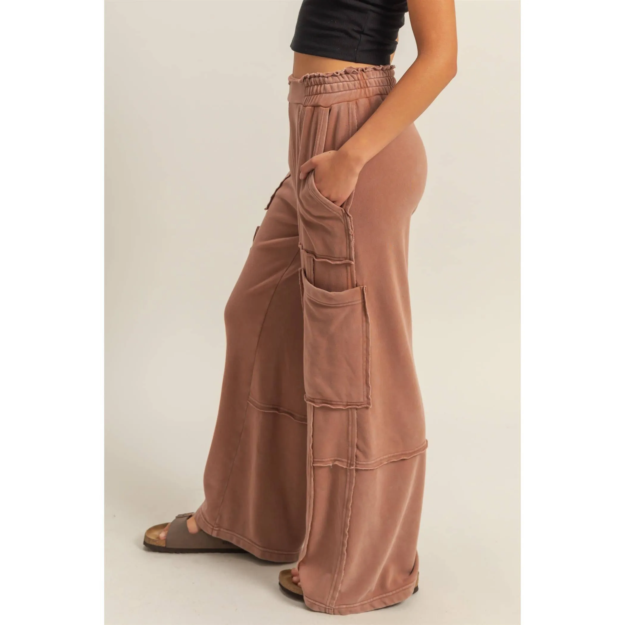 DZ25E111-Oversized Utility Sweatpants