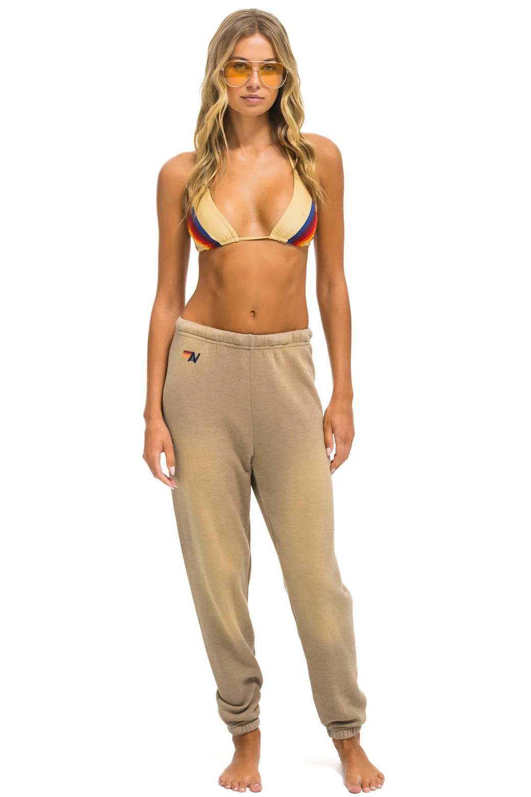 ESSENTIAL SWEATPANTS - FADED TAN