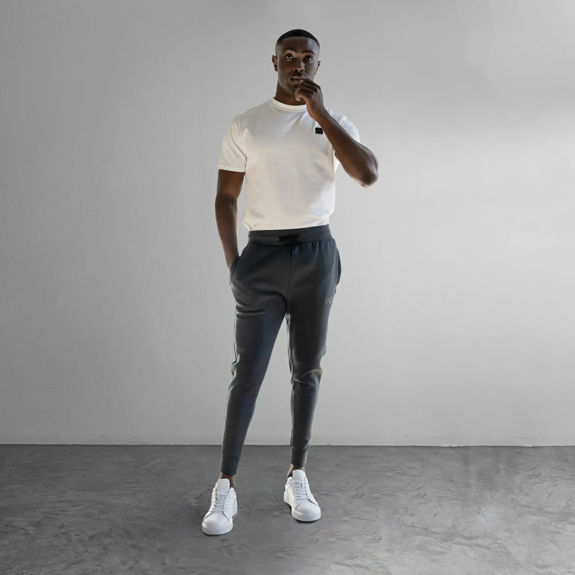 Essential Sweatpants Grey