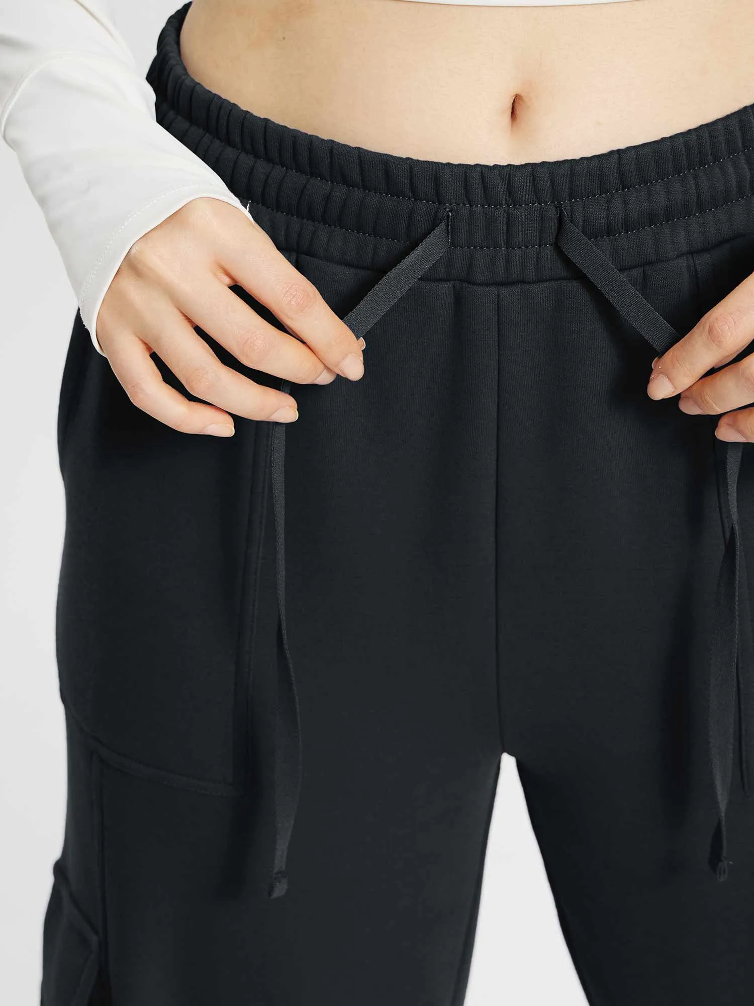 Evergreen Fleece Multi-Pocket Cargo Pants