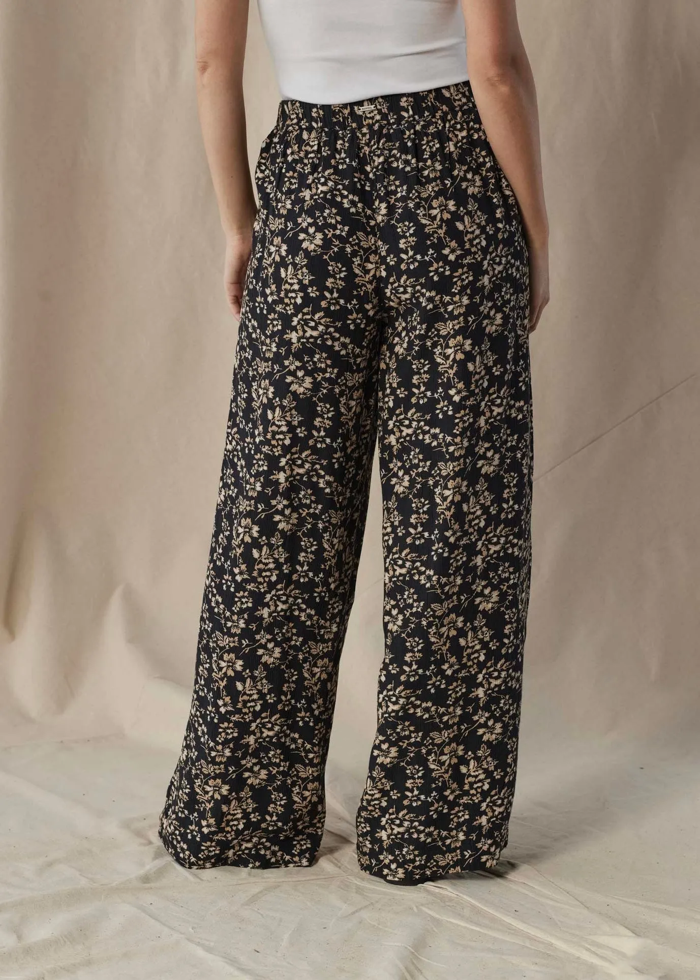 Ezra Crepe Wide Leg Pant
