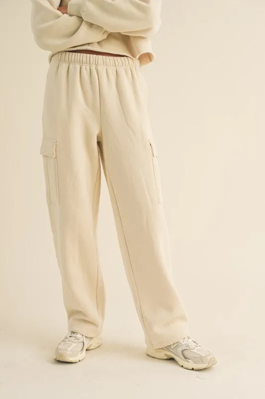 Fleece lined cargo pocket sweatpants