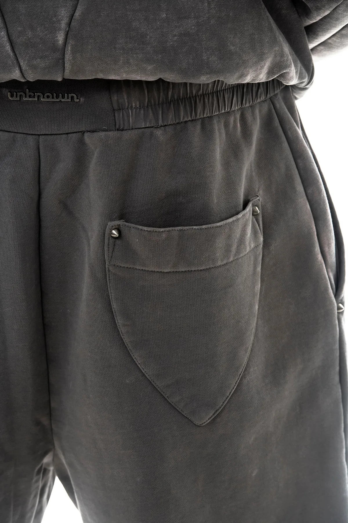 Garment-dyed heavyweight cotton fleece sweatpants