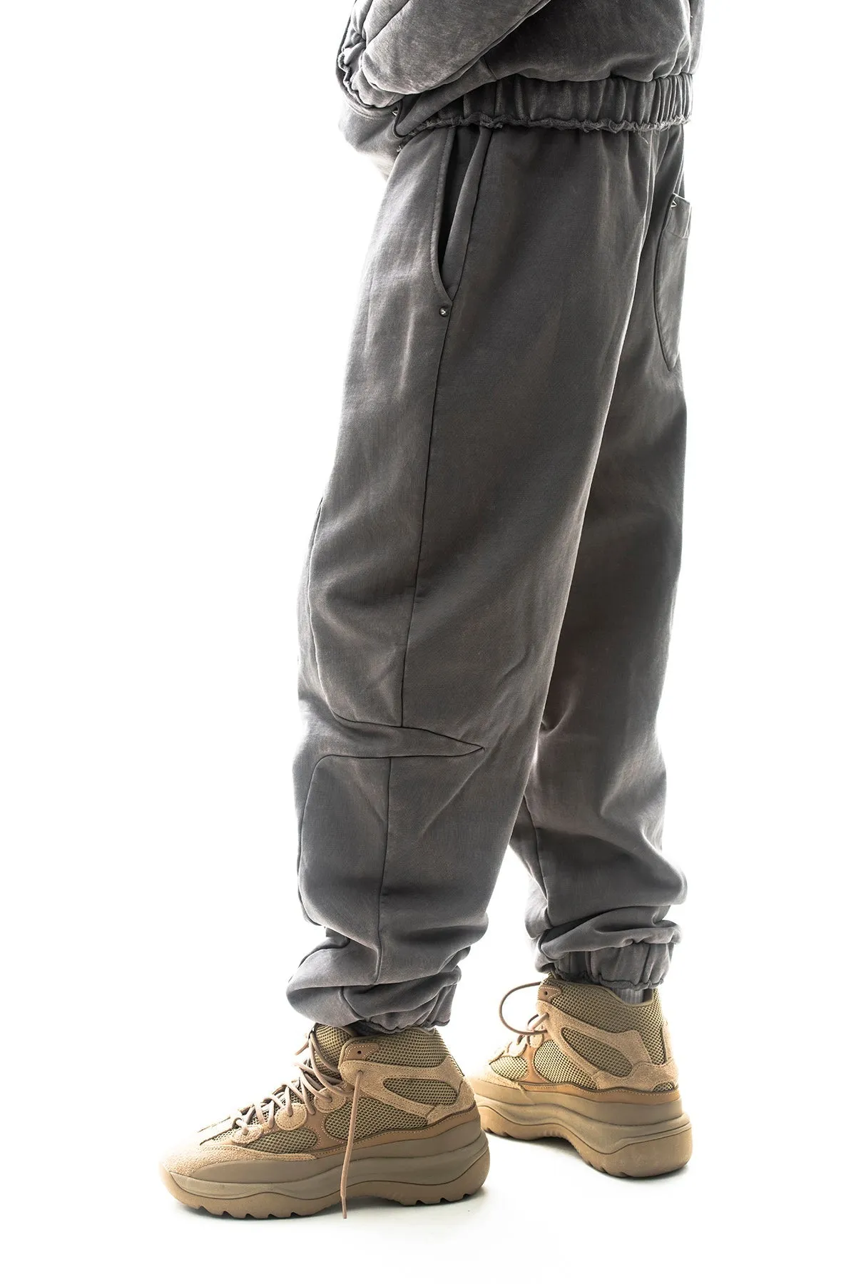 Garment-dyed heavyweight cotton fleece sweatpants