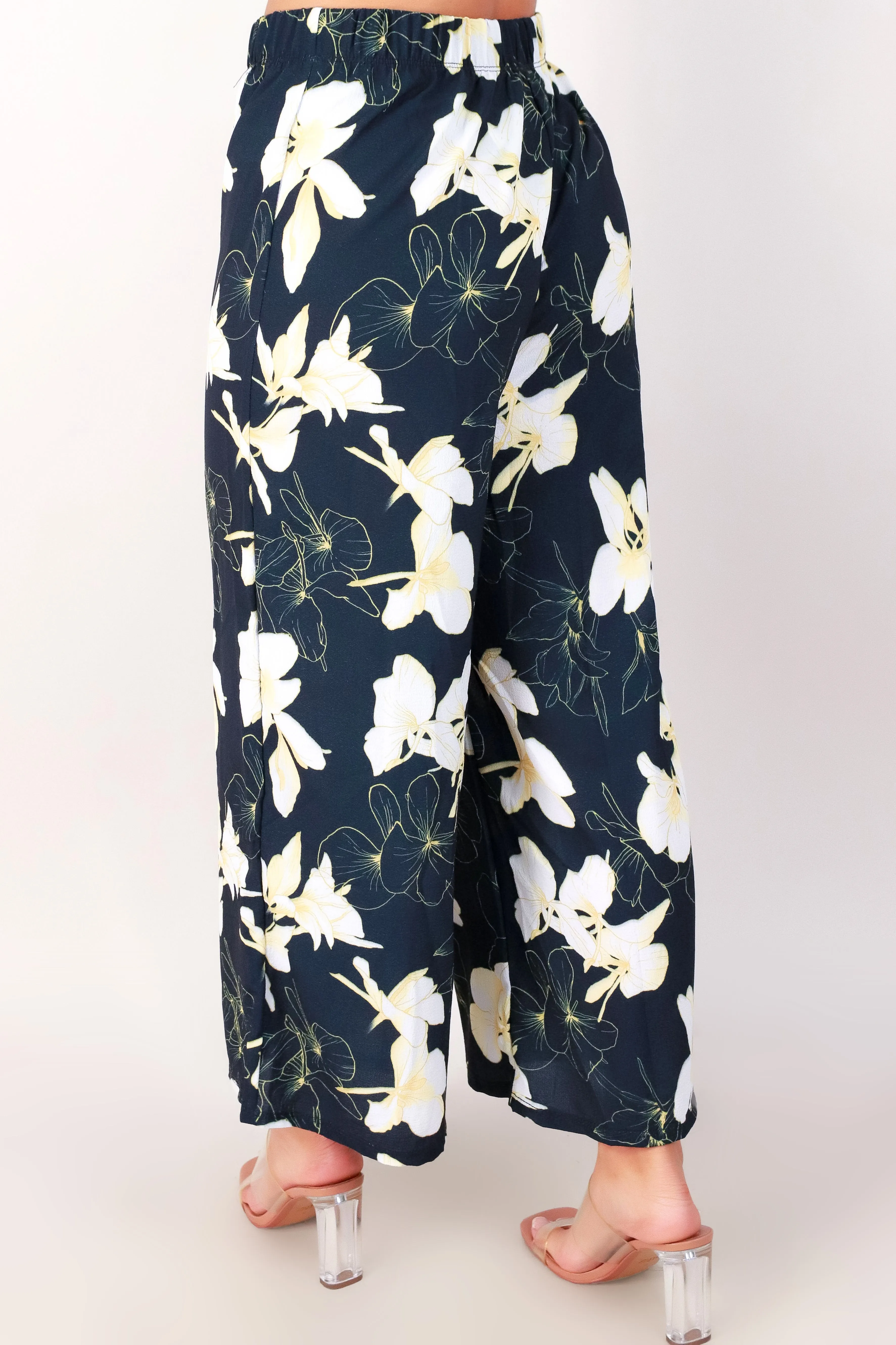 GINGER LILY CAPRI PANTS