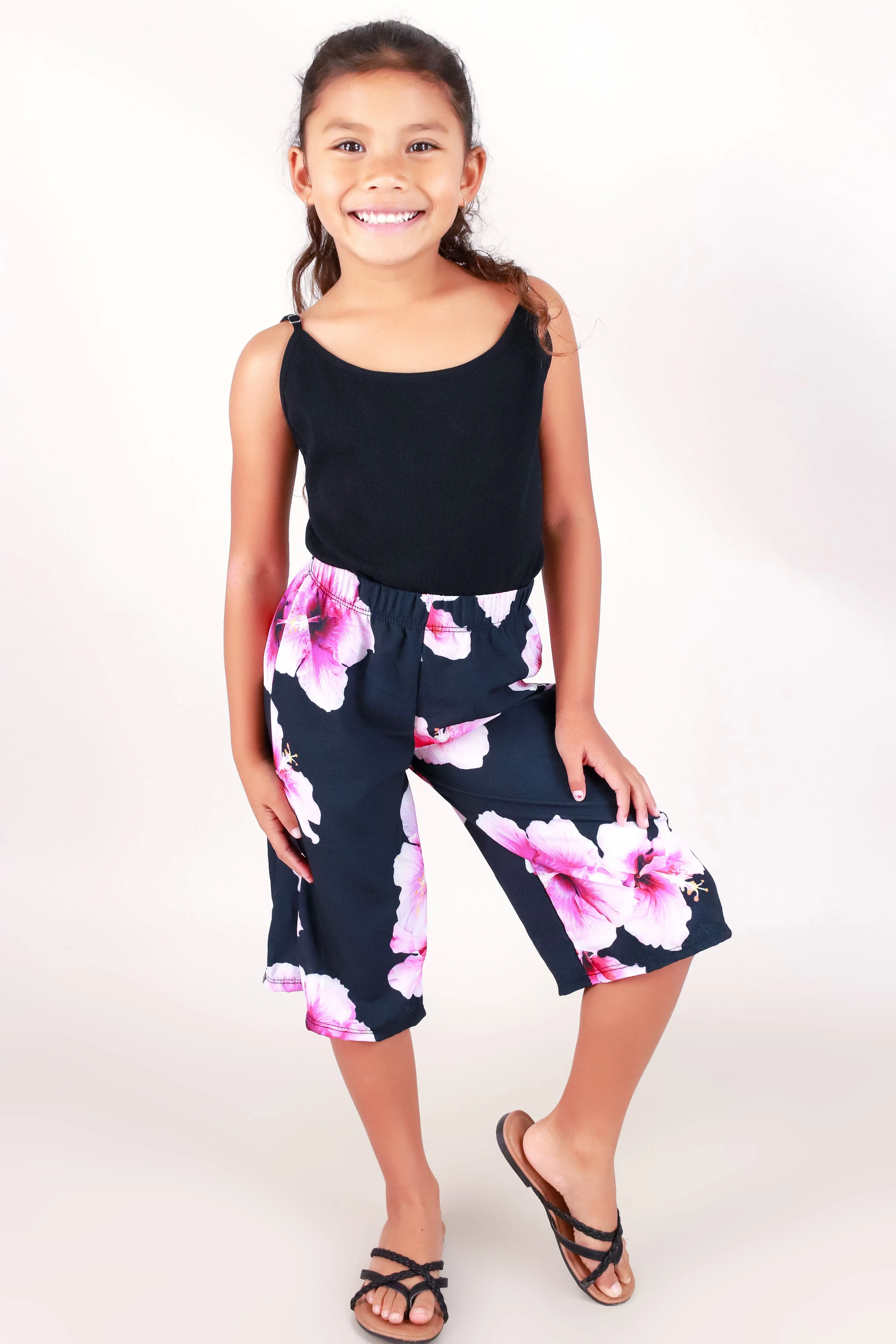 HIBISCUS CAPRI PANTS | KIDS SIZE 2T-4T