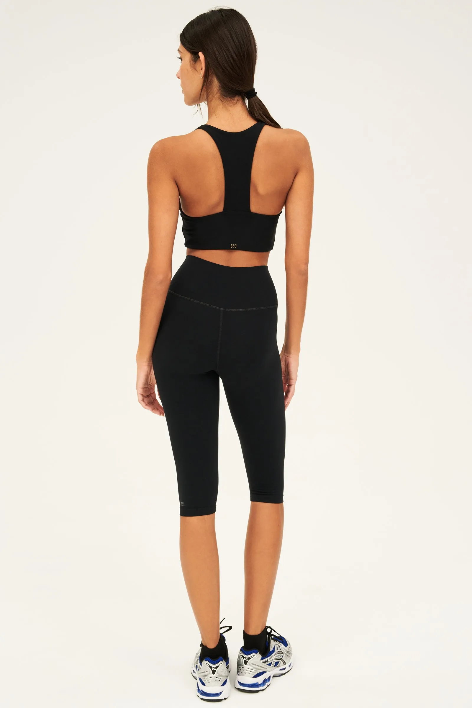High-Waist Airweight Capri
