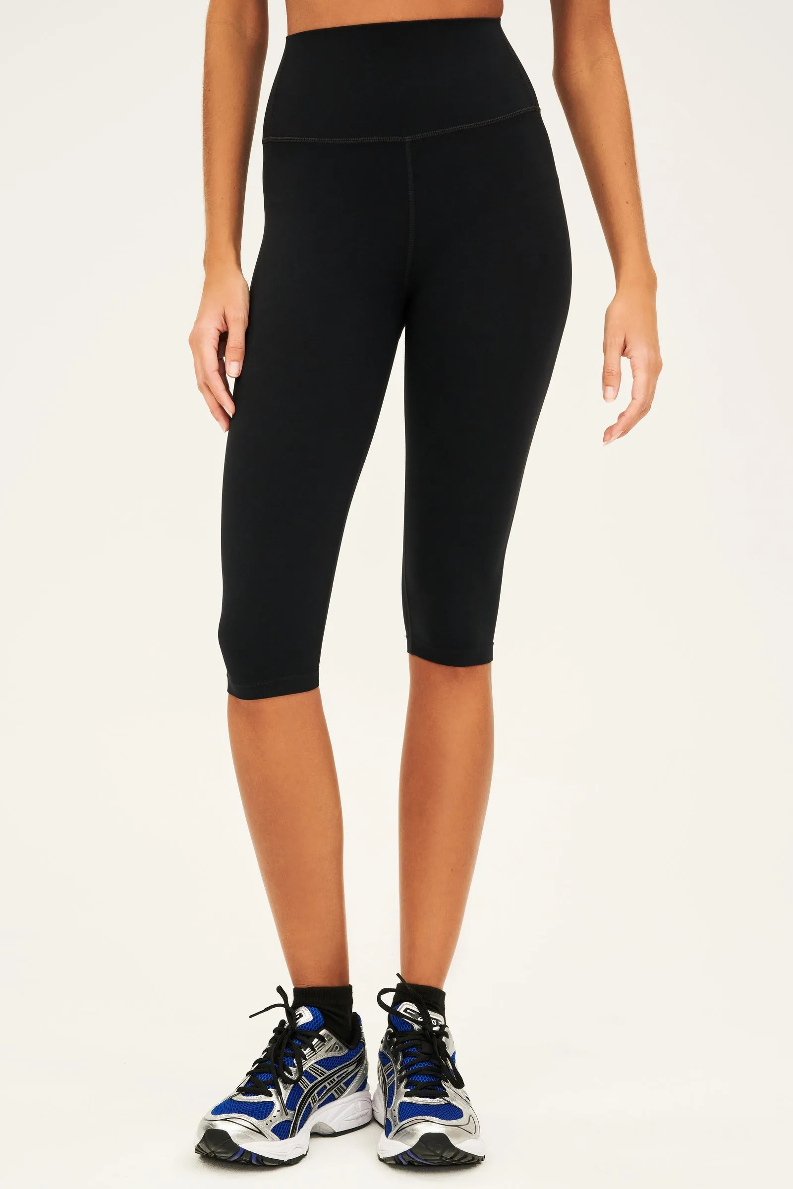 High-Waist Airweight Capri