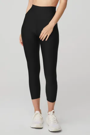 High waisted tech airlift capri in black