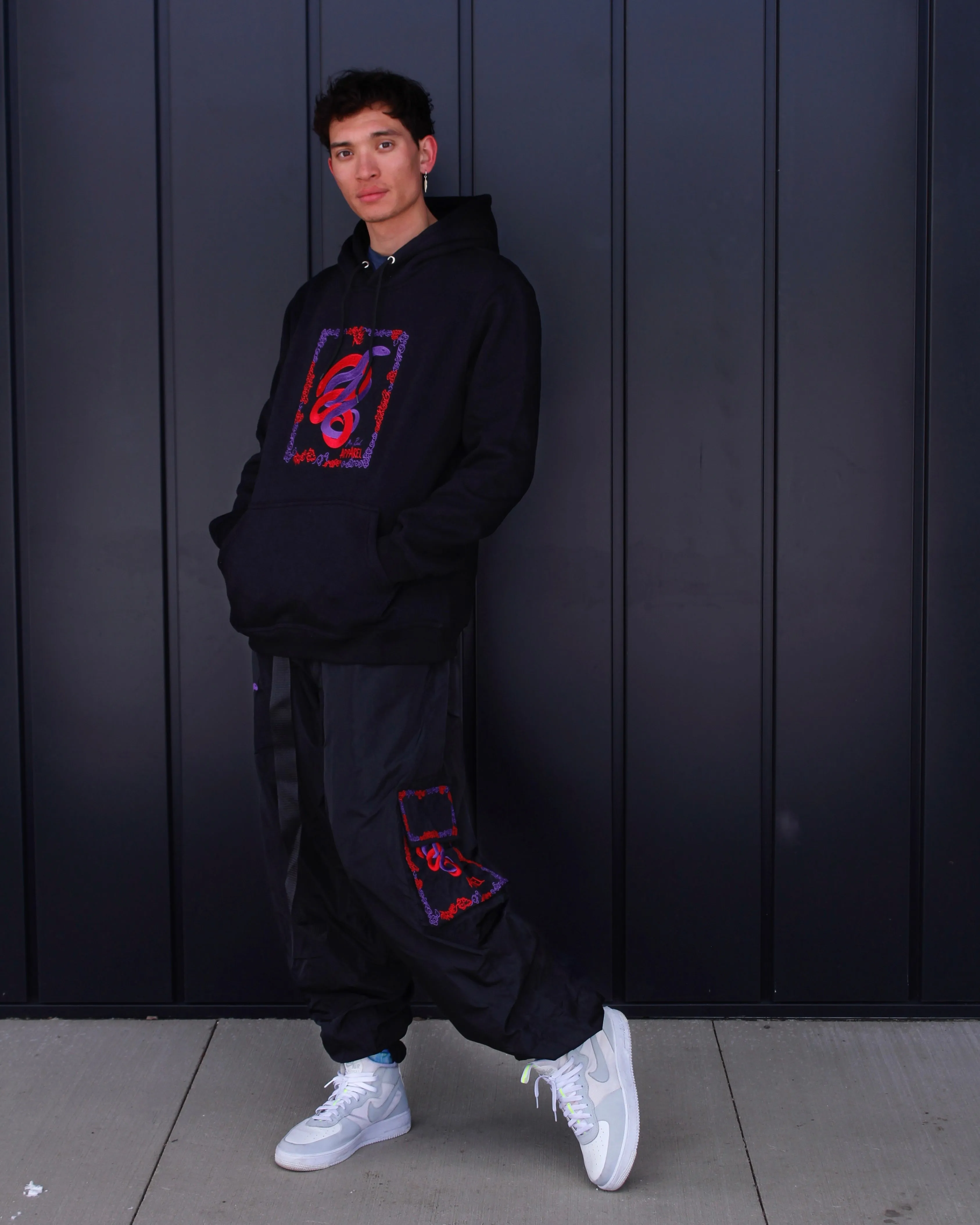 INSULATED BLACK