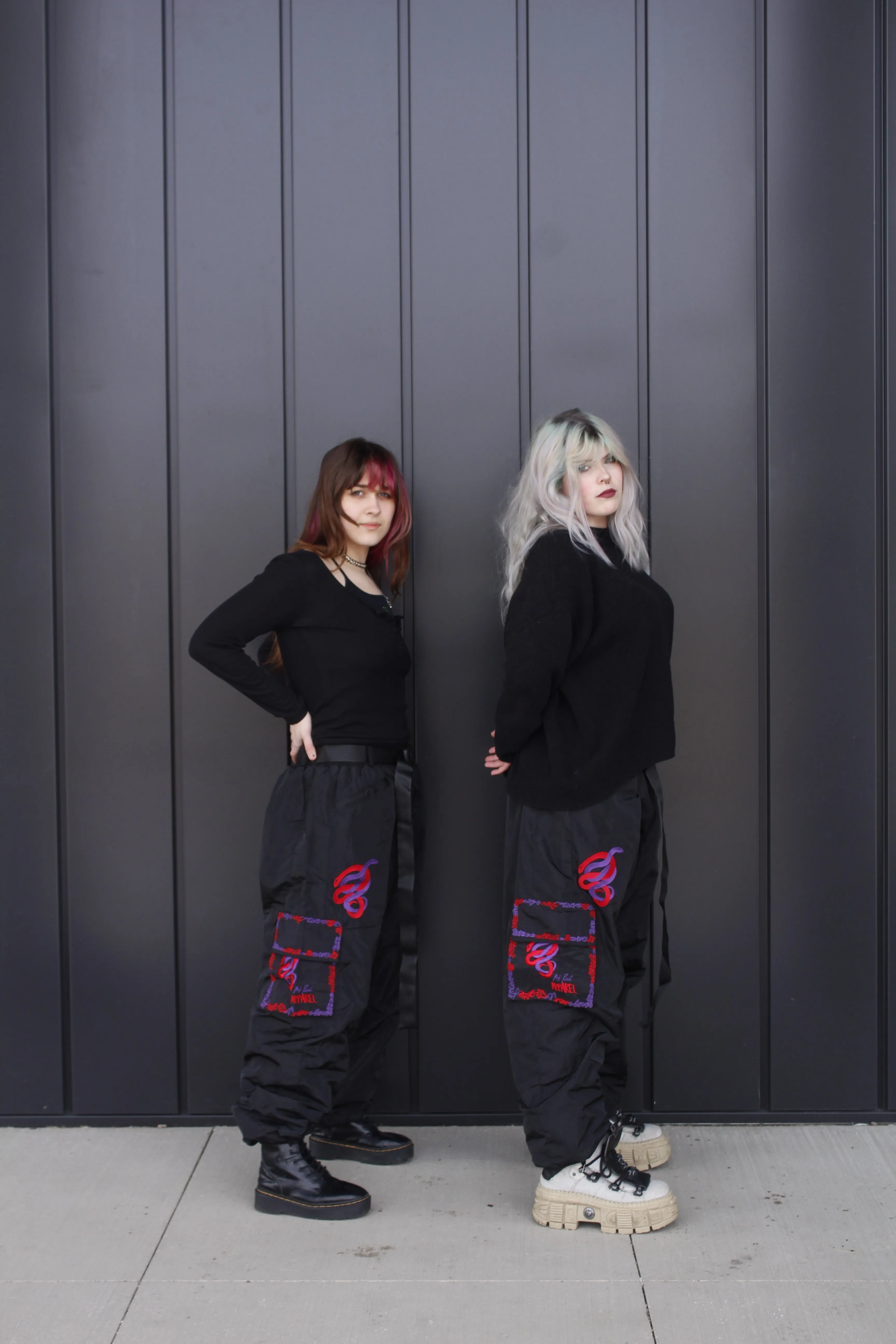 INSULATED BLACK