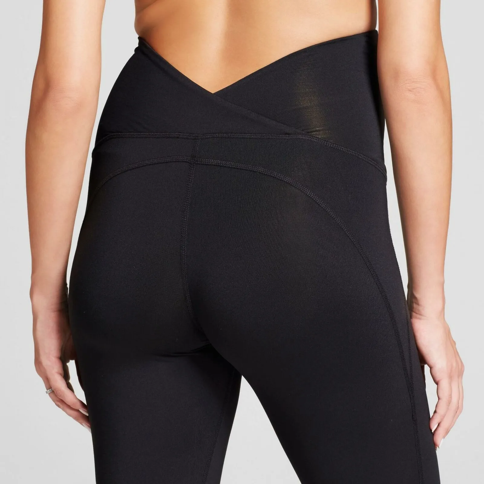 Isabel Maternity by Ingrid & Isabel Crossover Panel Active Capri Leggings