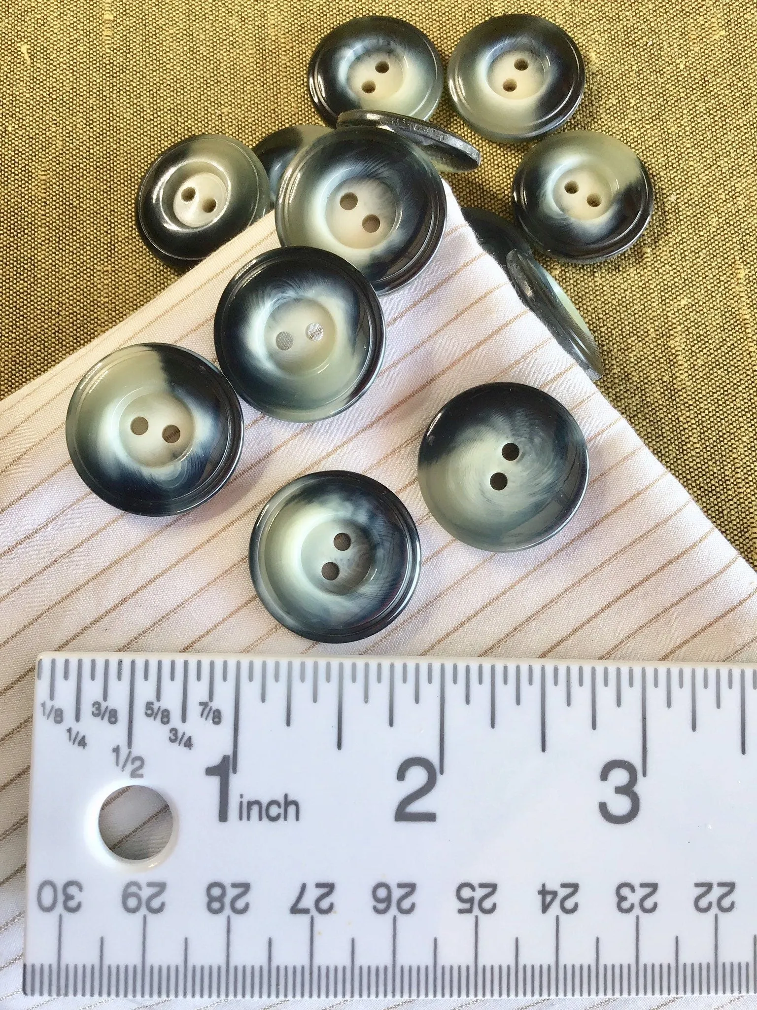 Italian 2 HOLE STORMY GREY Buttons 7/8" (23mm) 36L Gray Buttons/ Clothing Vintage Buttons/ Wholesale Sewing Buttons 871