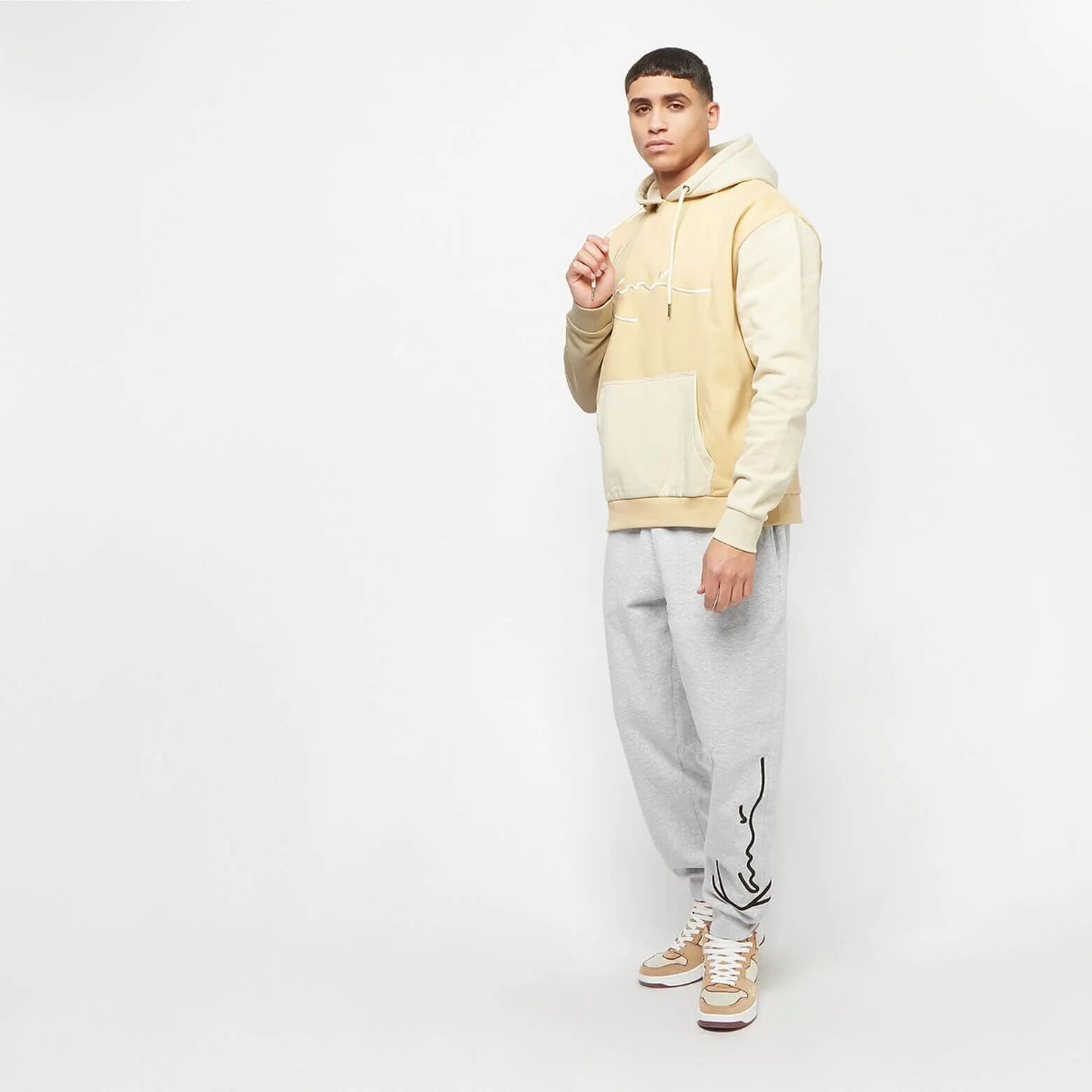 Karl Kani Signature Essential Regular Fit Sweatpants ash grey