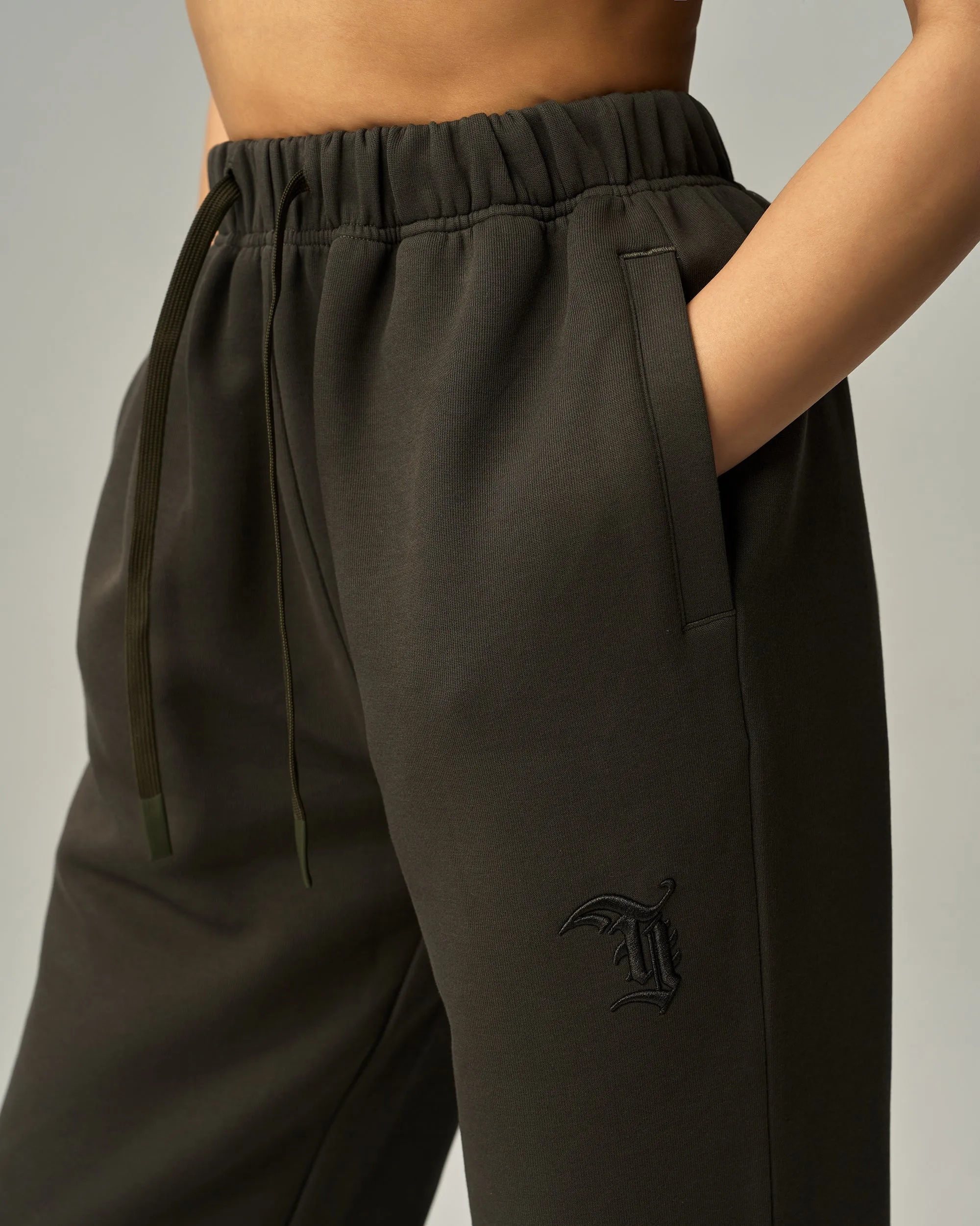 Label TJ Oversized Jogger