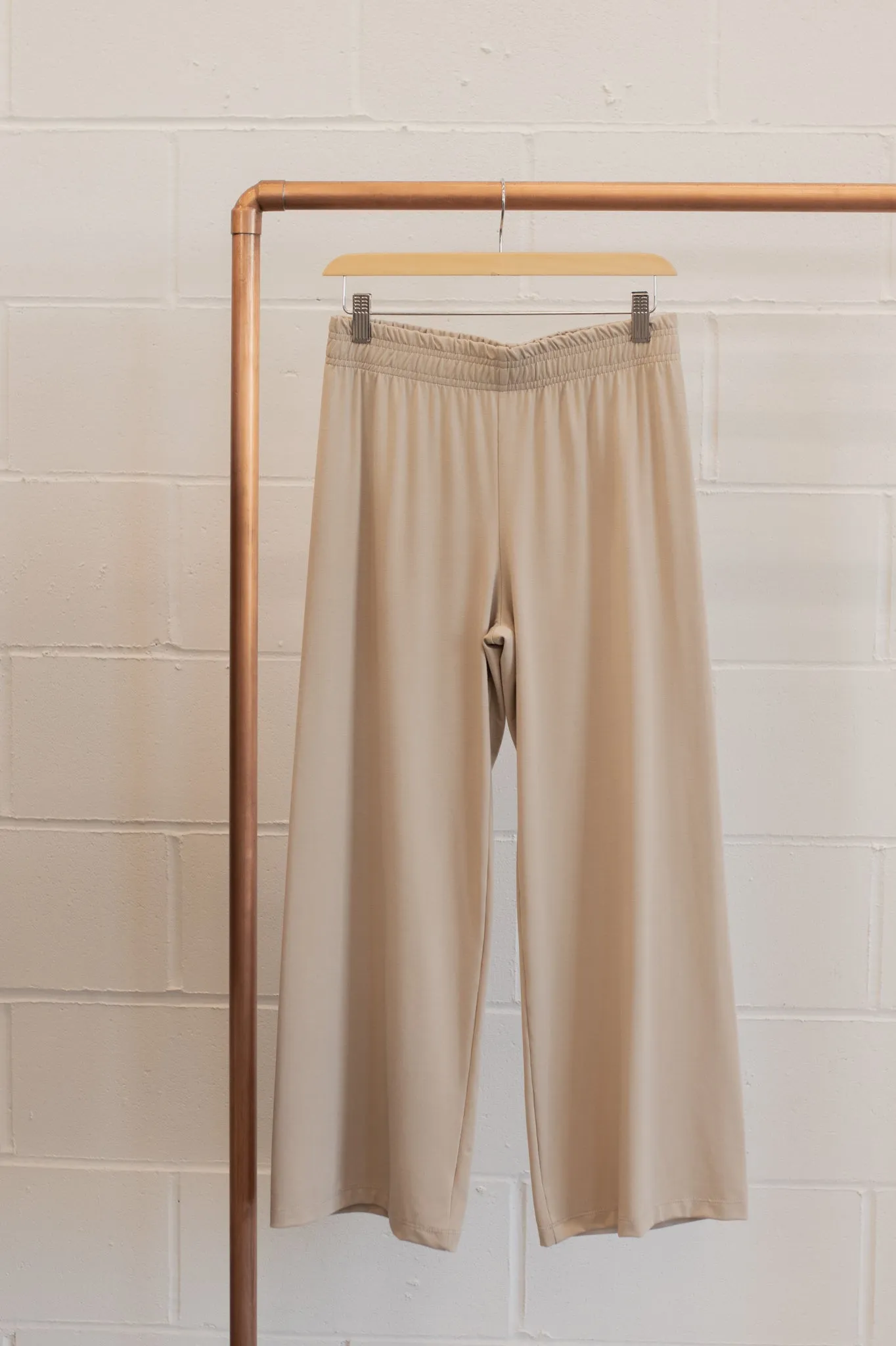 Ladies 7/8 Relaxed Pants
