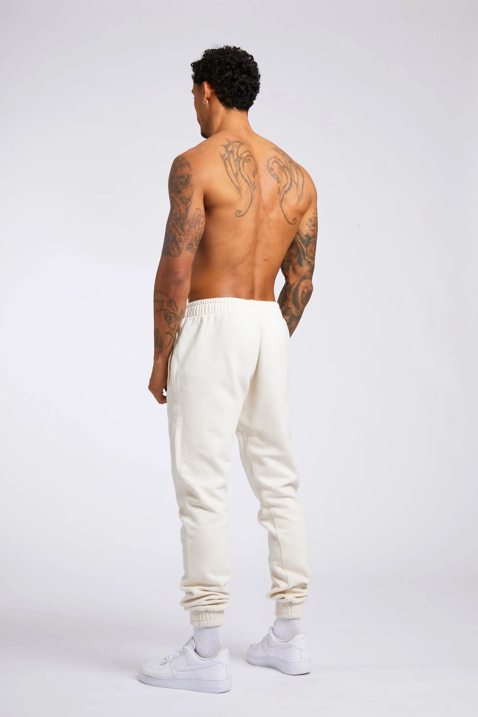 LEGEND* BASICS SWEATPANTS - CREAM