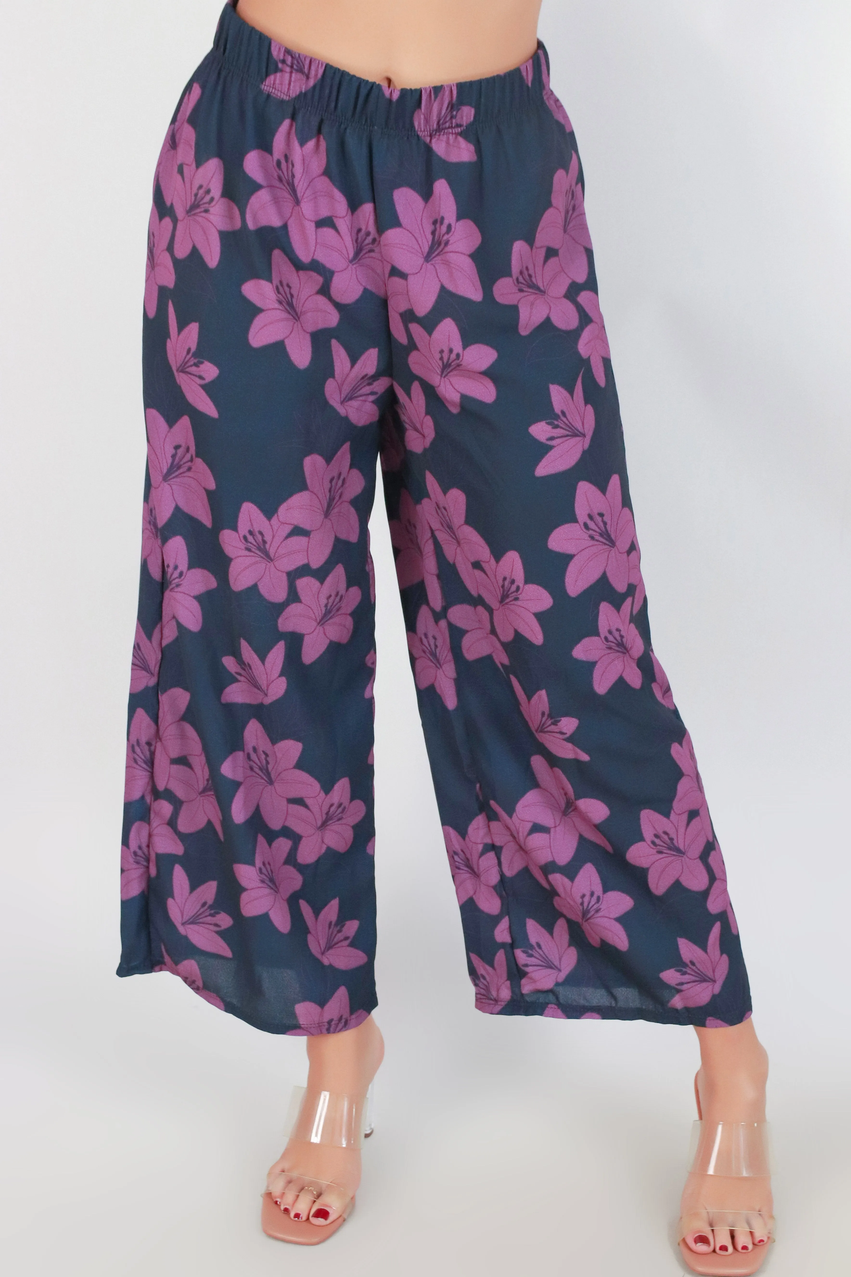LILY CAPRI PANTS