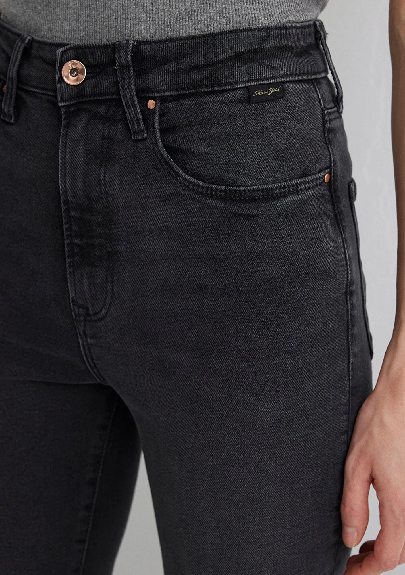 Los Angeles Dark Smoke Gold Shape Jean Pants