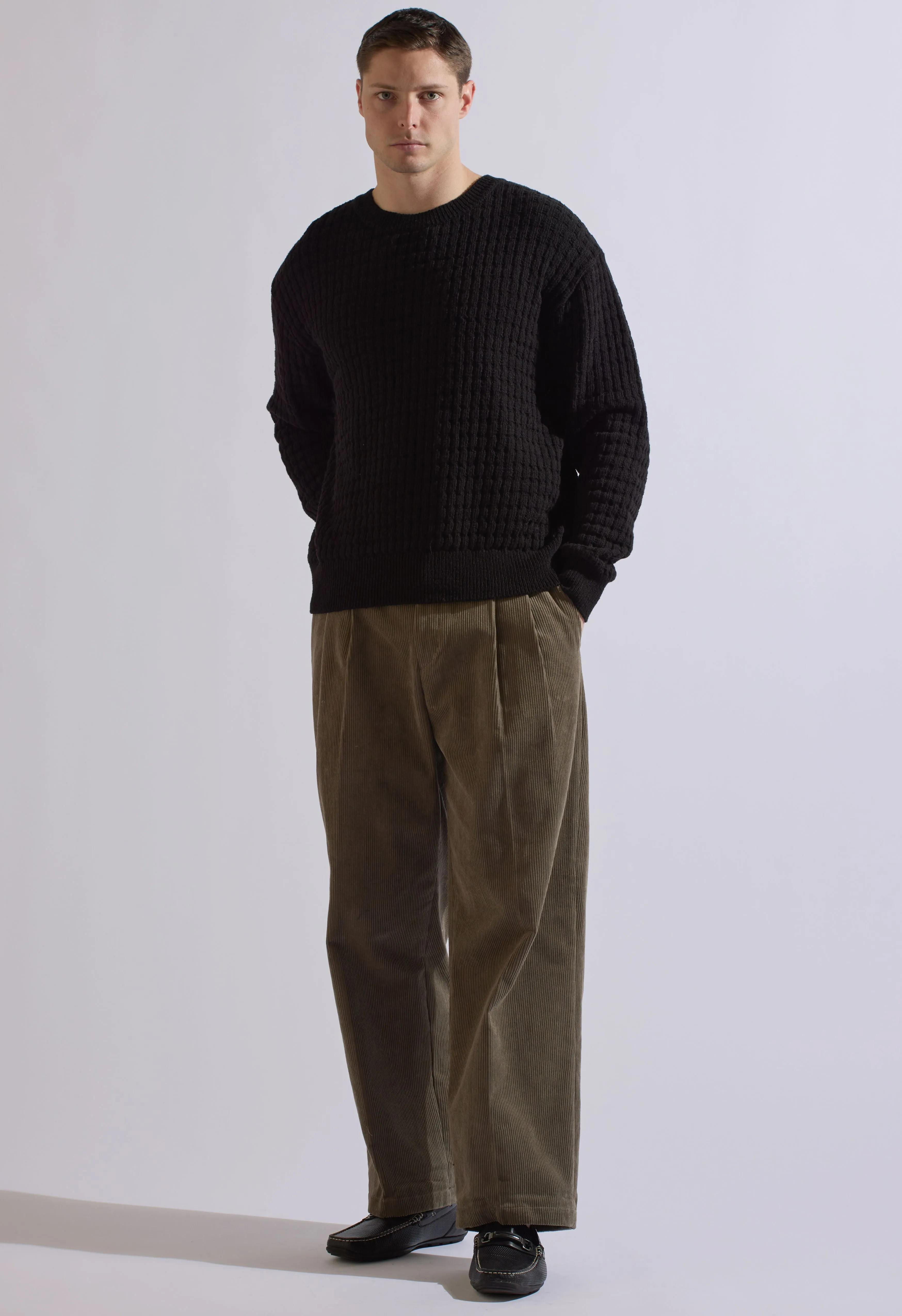 Manny Corduroy Pant in Green