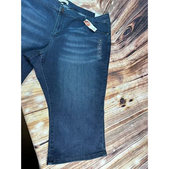 NEW Lane Bryant Mid Rise Pedal Womens Size 28 Blue Capri Jeans Denim Pants 47x17