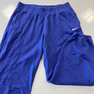 Nike Athletic Pants Size Extra Large