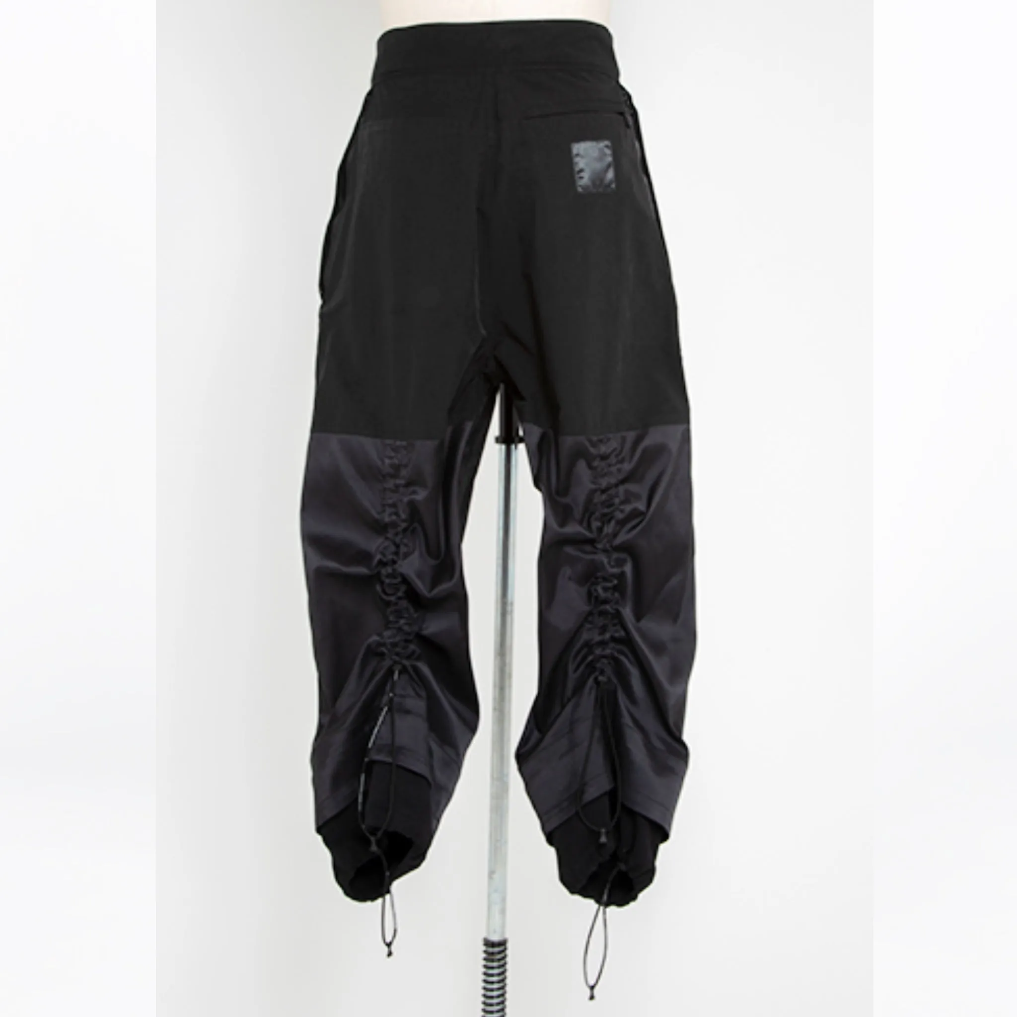 NILøS AZMTH Tech Sweatpants Black