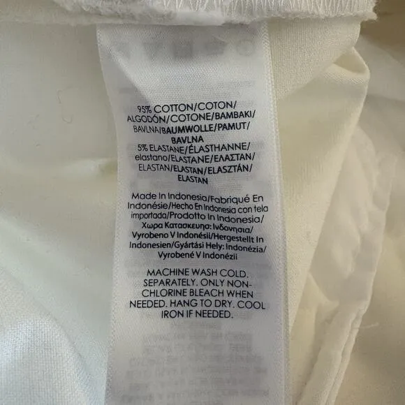 NWT CHAPS White Slimming Fit Capri Pants Women's Size 24W (1132)