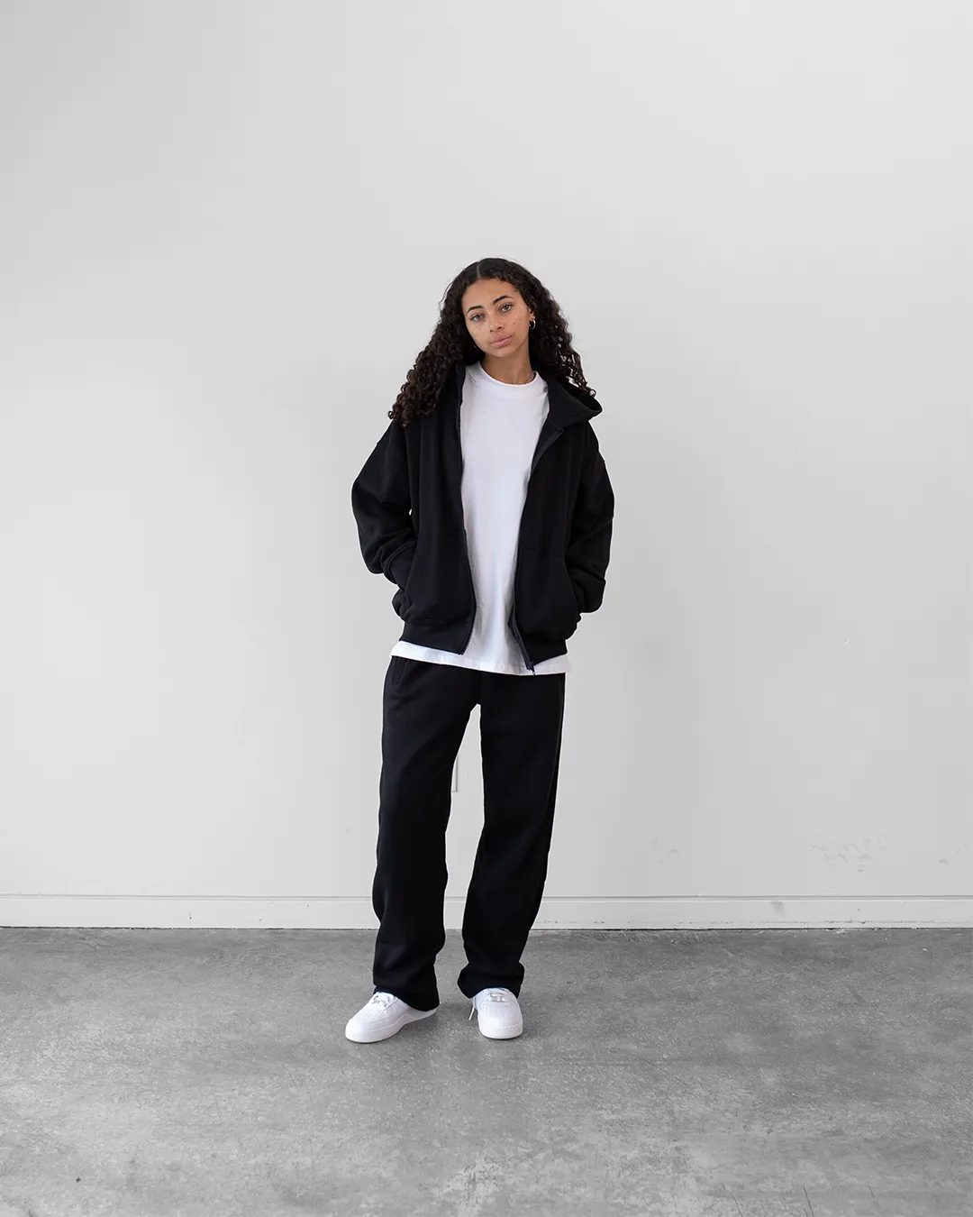Open Bottom Sweatpant - Black