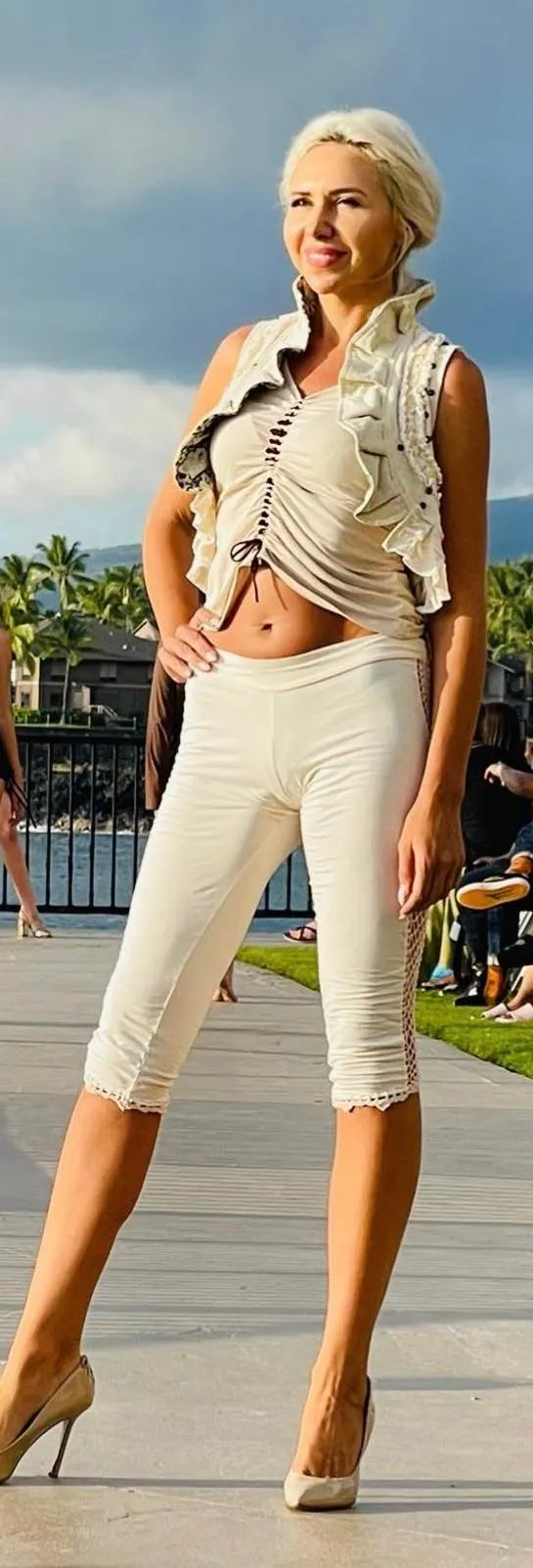 Organic Cotton Capri Leggings with Crochet Sides