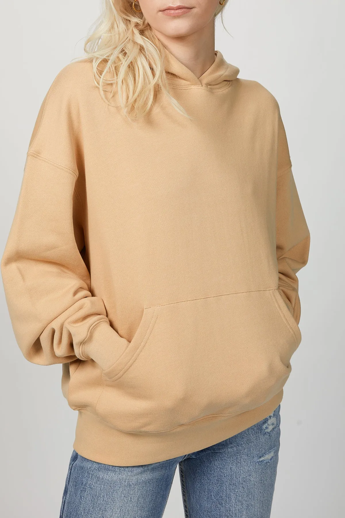 OVERSIZED HOODIE