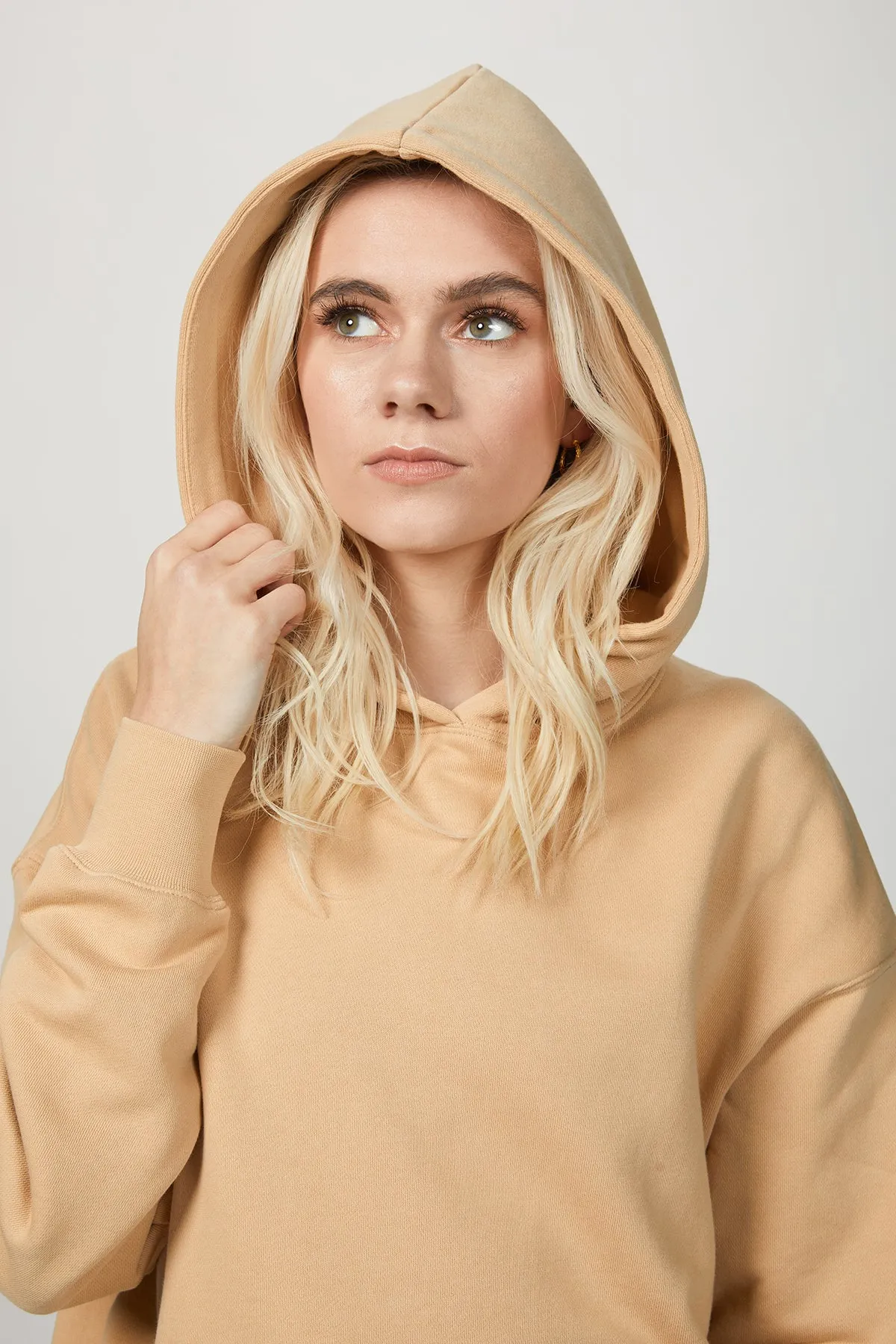 OVERSIZED HOODIE