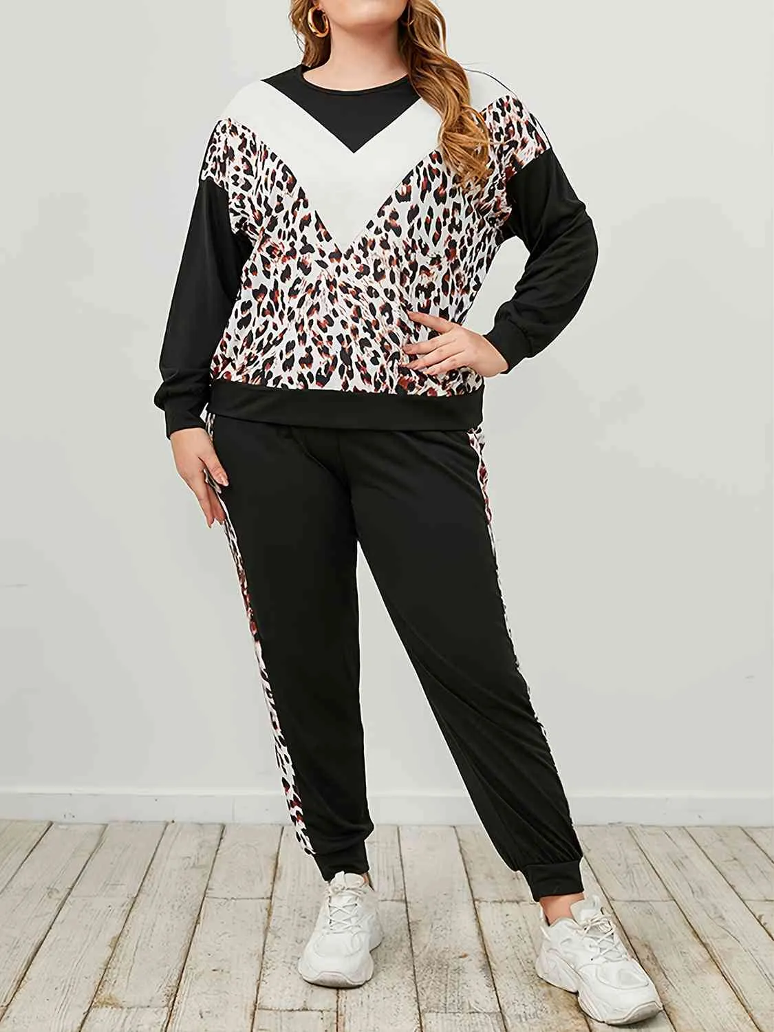 Plus Size KHD Leopard Sweatshirt and Sweatpants Set