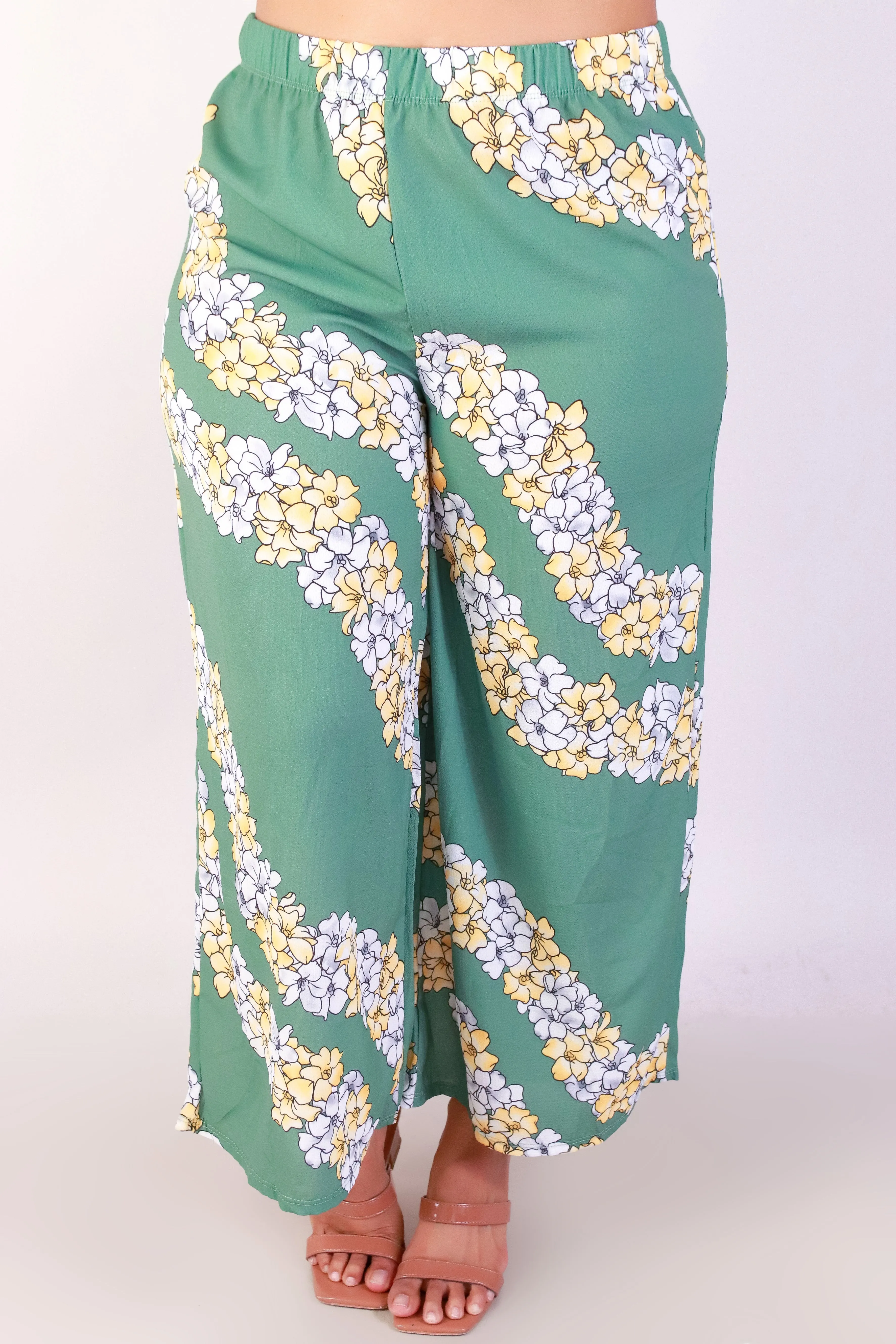 PUAKENIKENI CAPRI PANTS