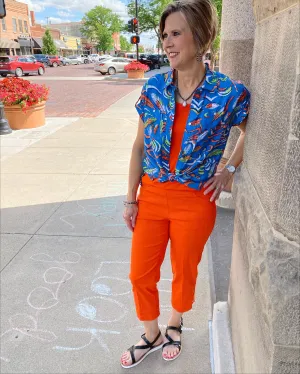 Pull on Capri Pants w Pockets and Strap Hem Vents