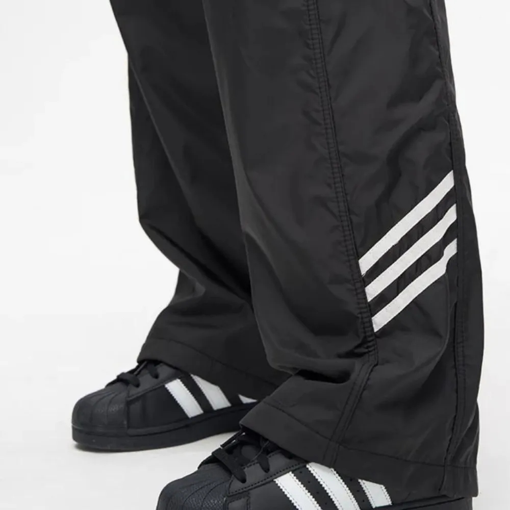 "Urban Solid Straight" Sweatpants
