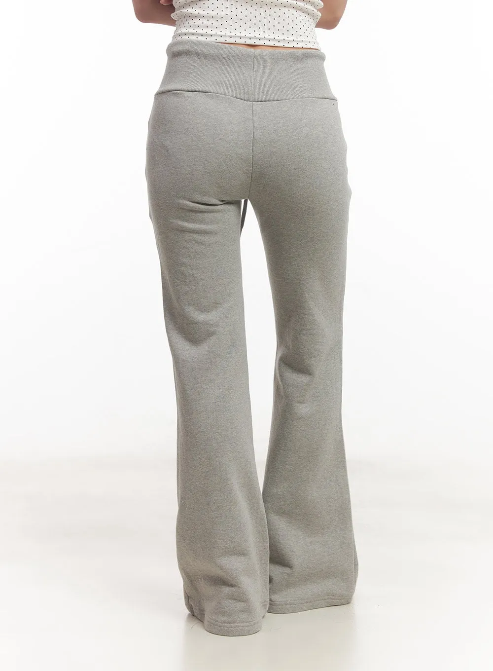 Slim-Fit Flared Sweatpants CA525